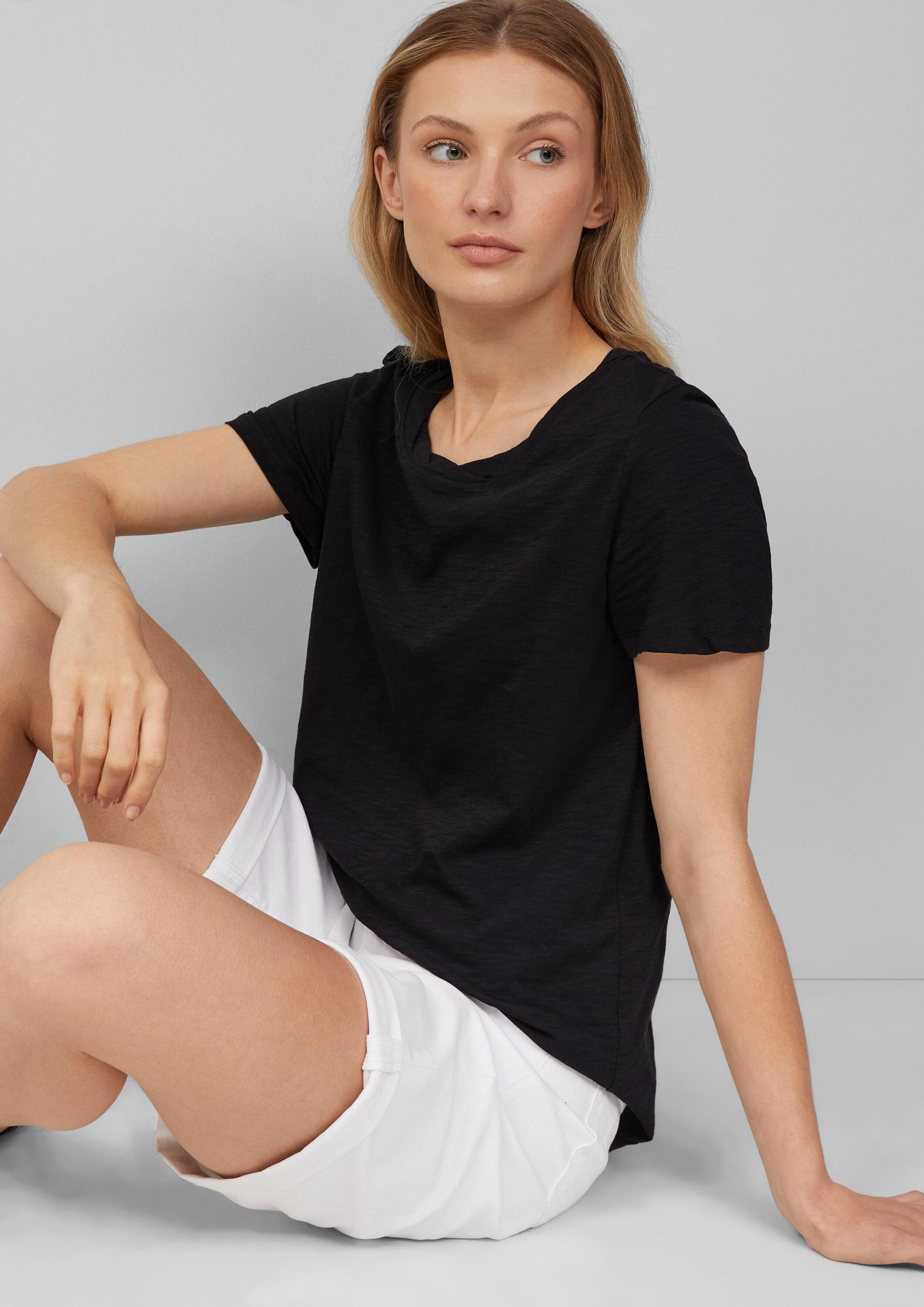 s.Oliver Kurzarmshirt T-Shirt T-Shirt mit Flammgarnstruktur und Ausschnitt- günstig online kaufen