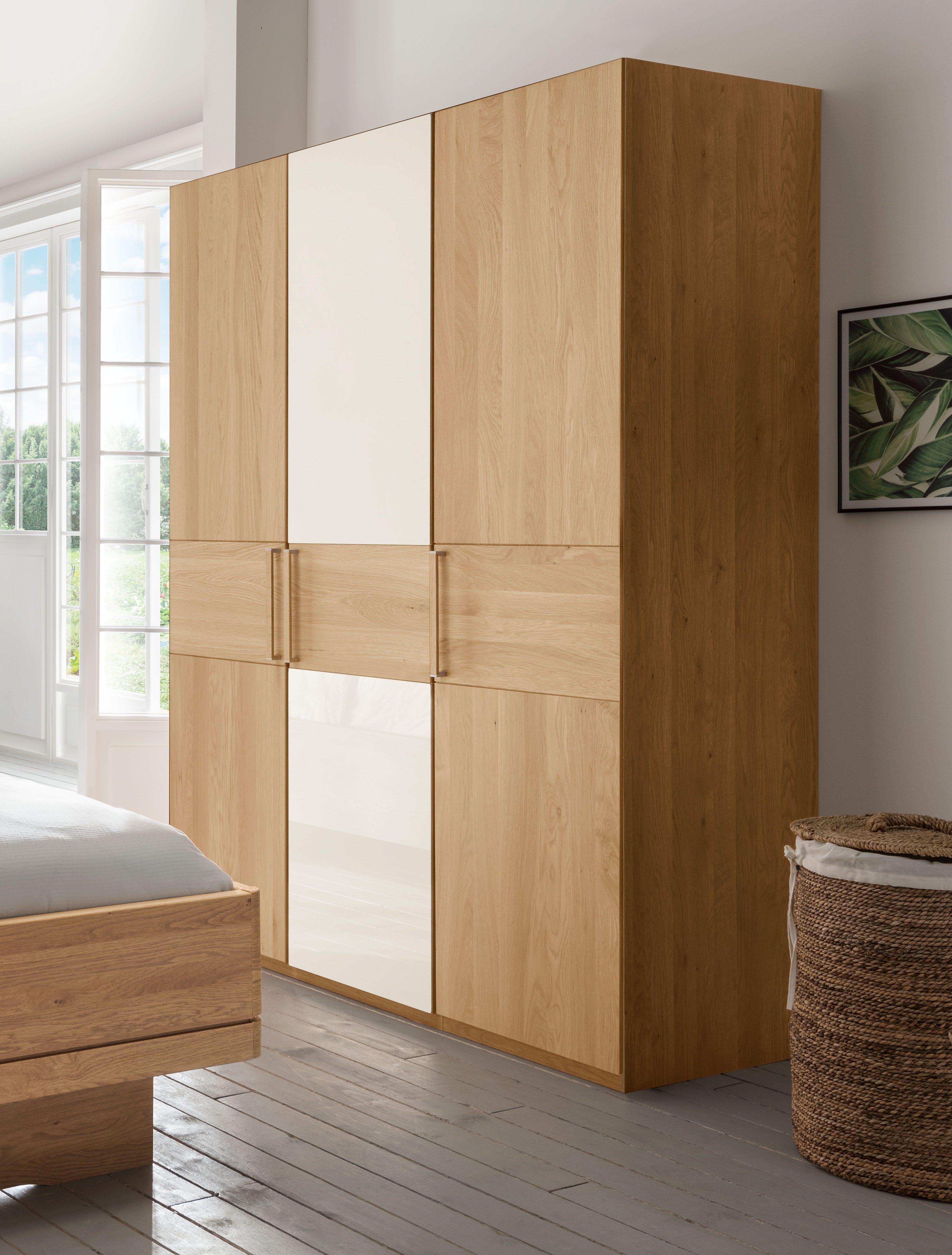 WIEMANN Drehtürenschrank Kiruna mit Champagnerglas