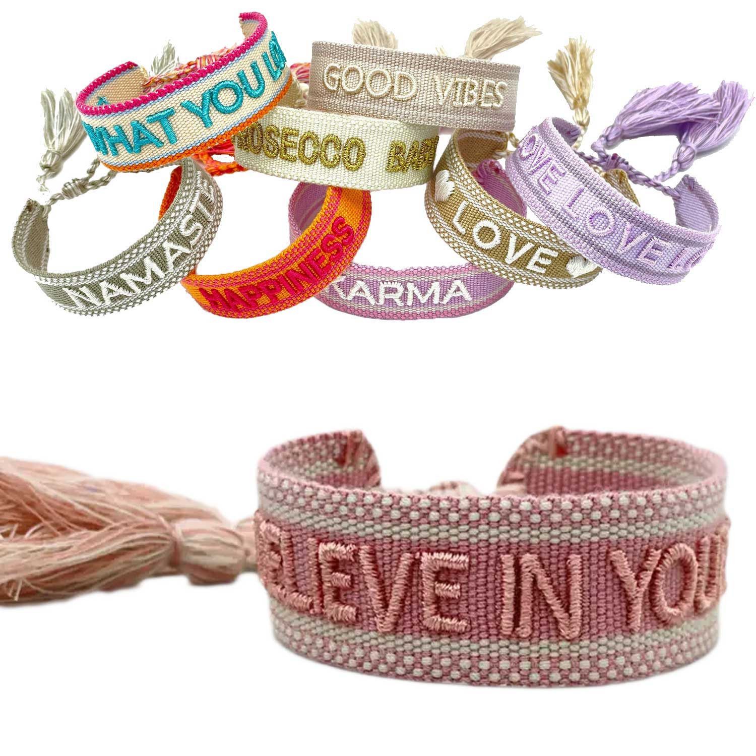 LS-LebenStil Armband Canvas Statement Armband Believe in Yourself Rosa Quasten bestickt (Baumwollarmband Webarmband Armbandliebe Freundschaftsarmband Freundschaftsband Partnerarmband, 1-tlg., textil geflochten gewebt - hochwertiger gestickter Spruch), per