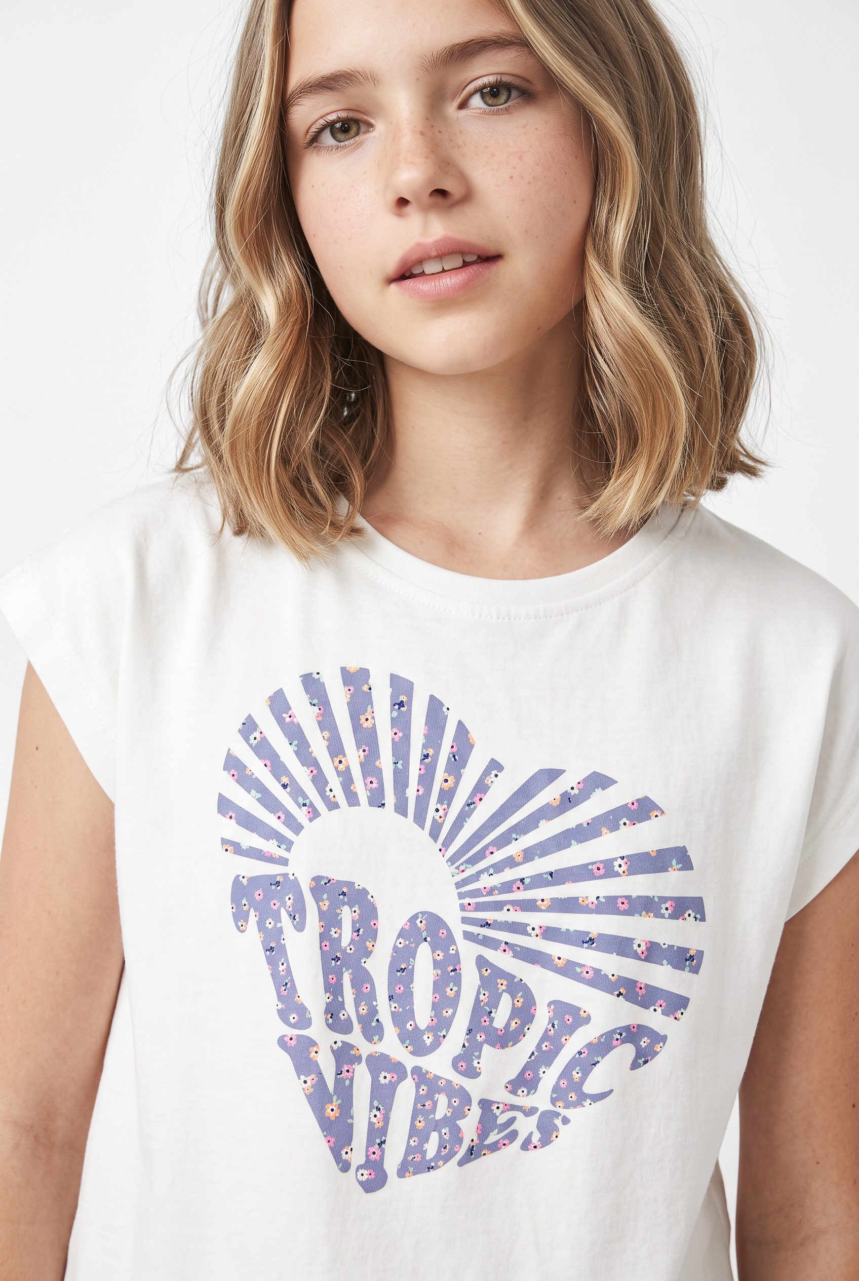 Name It T-Shirt NKFHAVAKA CAP SL NREG TOP BOX Baumwolle, regular fit – Bild 2 von 5
