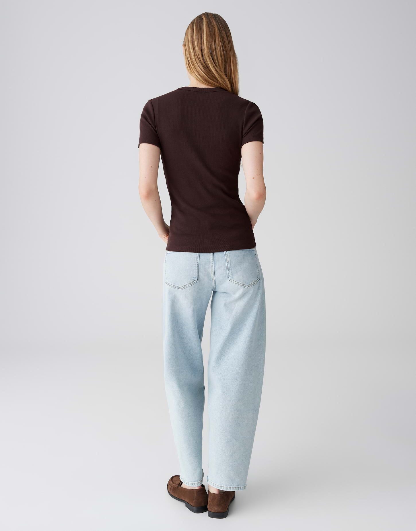 OPUS Kurzarmshirt Basicshirt aus Baumwoll Mix mit Muschelkante Schmale Passform, bogenförmige Spitzenborte