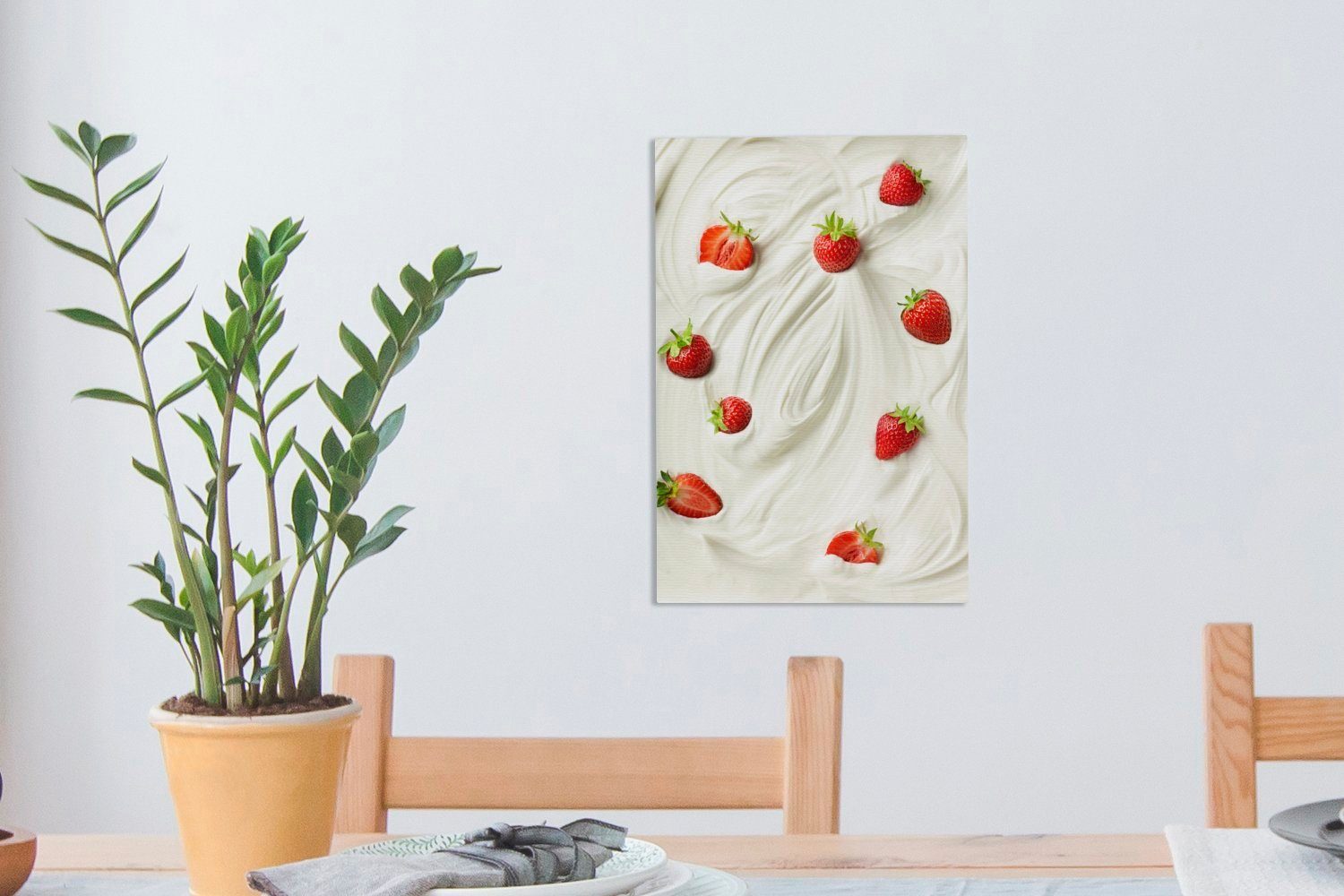 cm (1 bespannt - Erdbeere Leinwandbild Rot, OneMillionCanvasses® Leinwandbild Zackenaufhänger, - 20x30 Gemälde, inkl. fertig Joghurt St),
