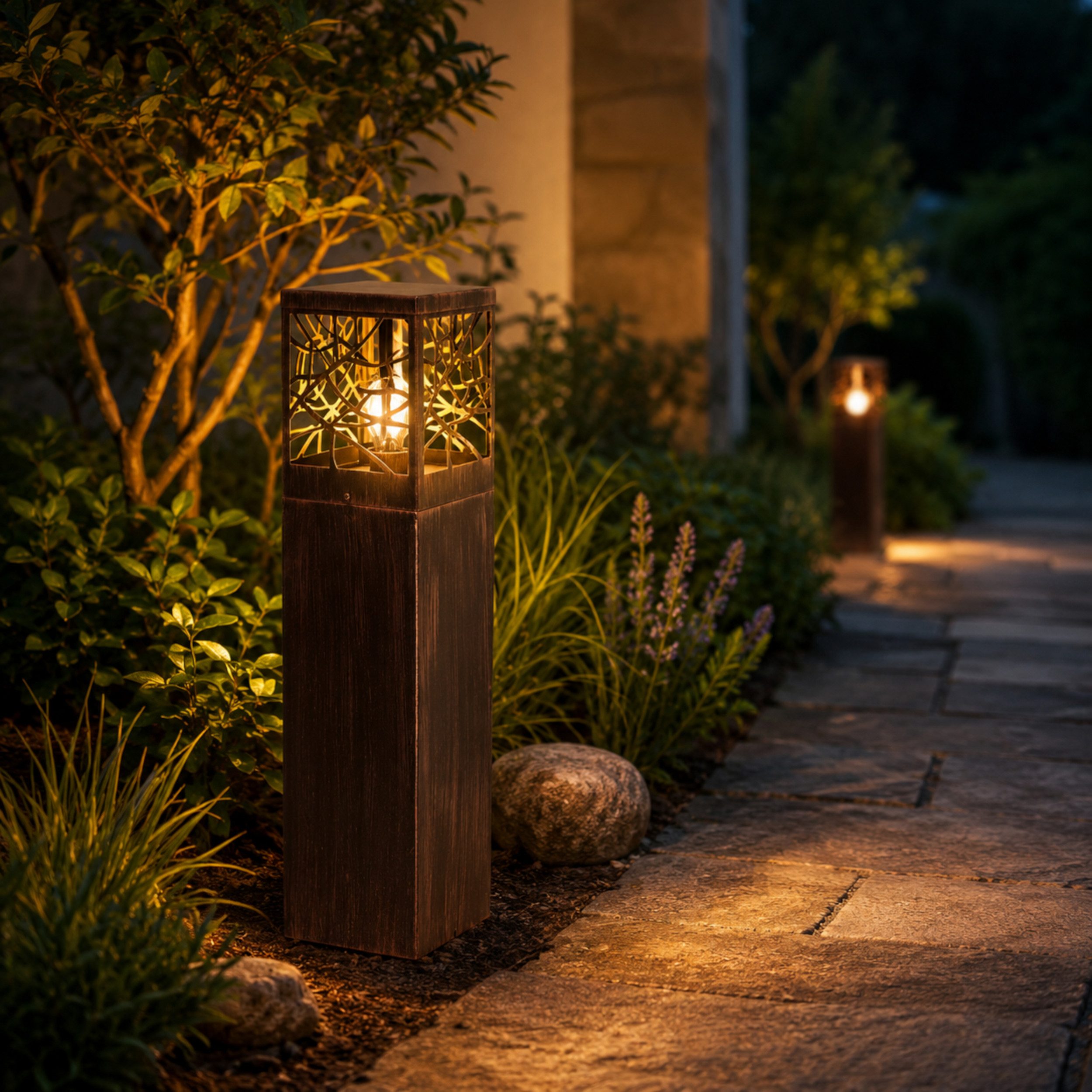 Lightbox Außen-Stehlampe, ohne Leuchtmittel, rustikale Pollerleuchte - spritzwassergeschützte Außen Sockelleuchte