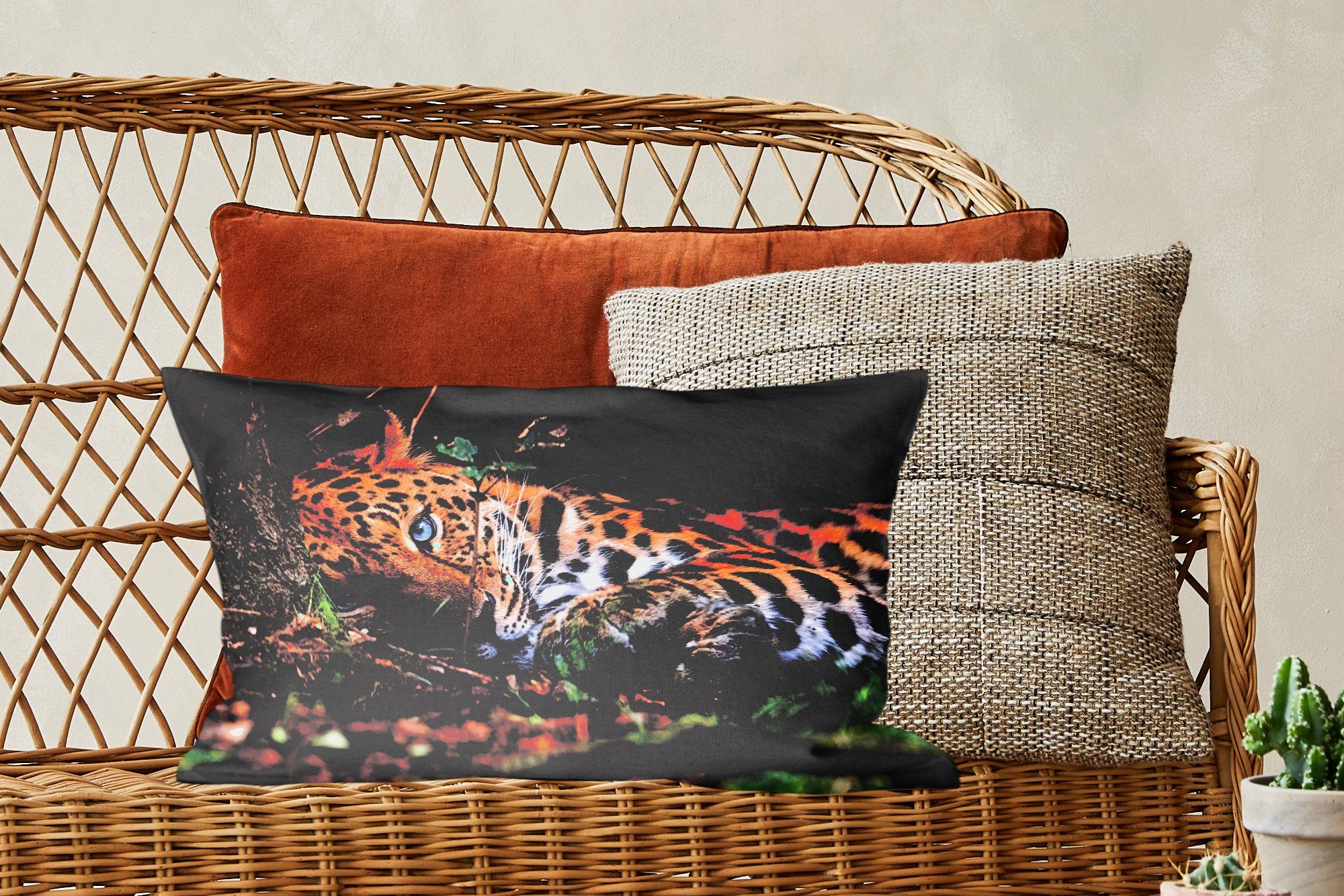 MuchoWow Dekokissen Panther - Dekokissen Zierkissen, Schlafzimmer - Dekoration, Füllung, mit Wohzimmer Baum Dschungel