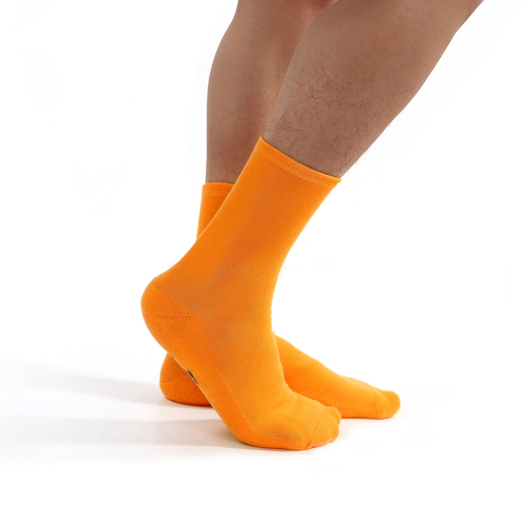 Lucadeau Freizeitsocken Geschenk Männer – Lustige Spruch-Socken in Bierdose rutschfest, Gr. 37-44, Geschenke für Männer, Geburtstagsgeschenk