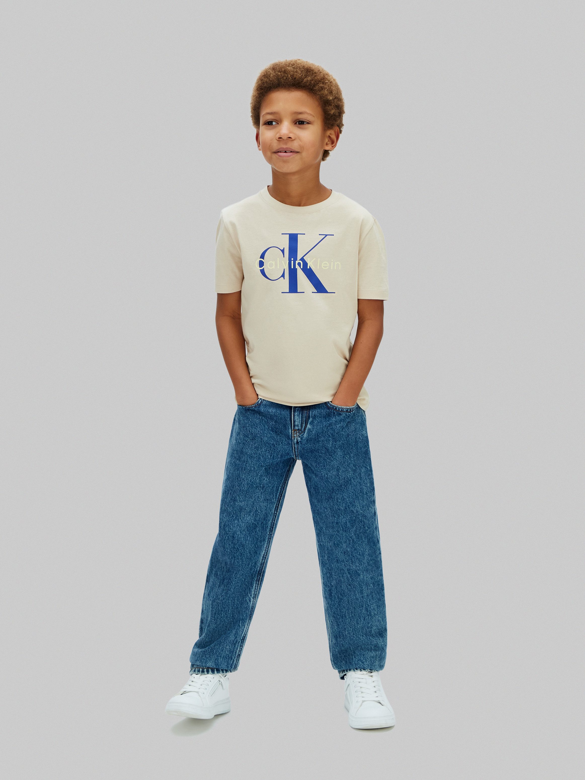 Calvin Klein Jeans T-Shirt MONO LOGO T-SHIRT Regular fit für Kinder, mit Logoschriftzug – Bild 5 von 5