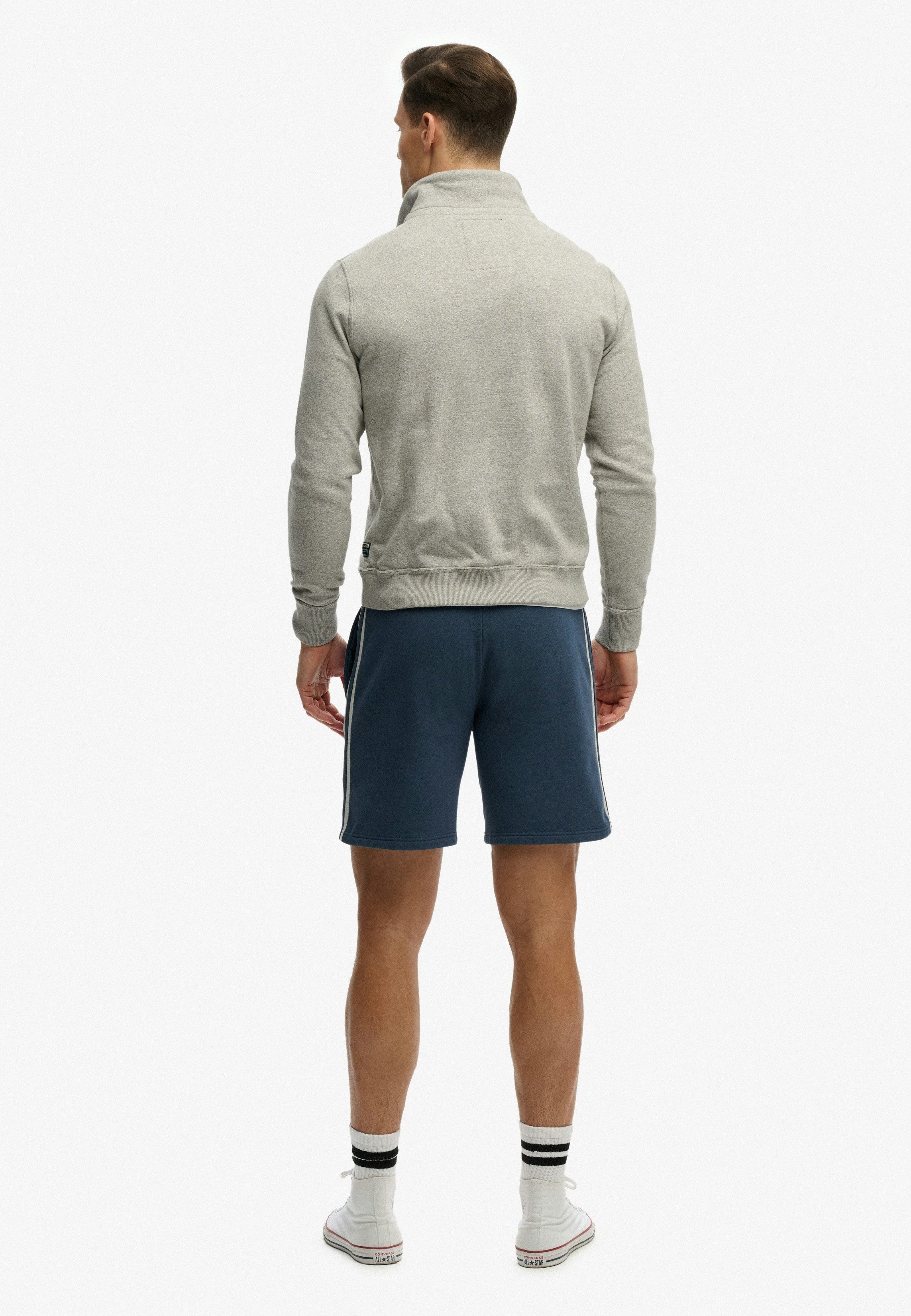 Superdry Sweatshorts ATH ESS SHORT aus Baumwolle und Polyester, Loose Fit, mit Tunnelzug, melierte Optik
