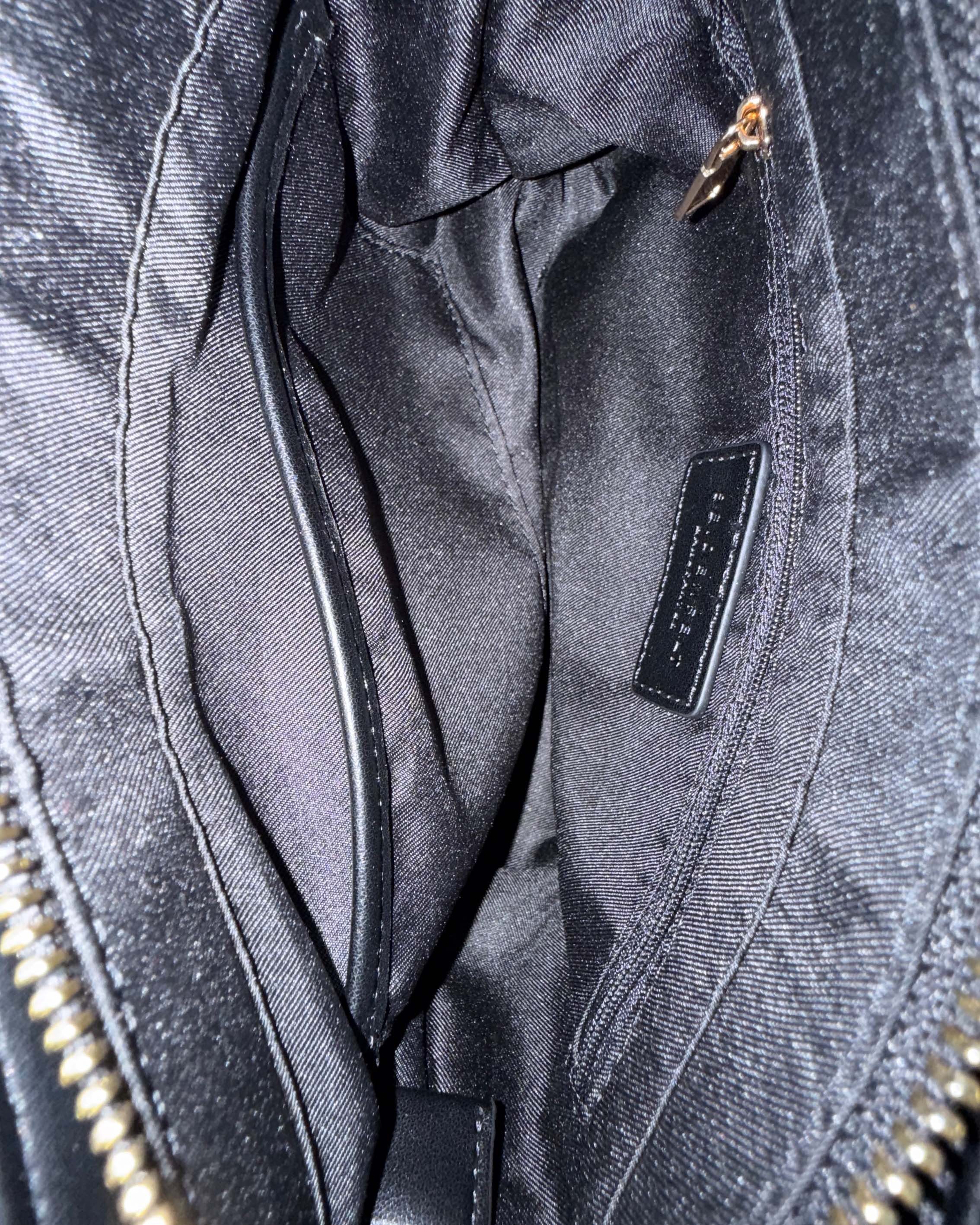 Seidenfelt Manufaktur Schultertasche RYD, 1 Vorfach und 1 Rückfach