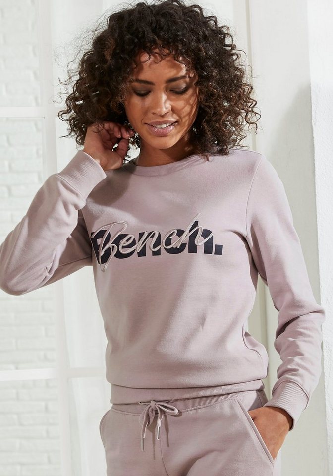 Bench. Loungewear Sweatshirt mit Logodruck und Stickerei, Loungeanzug