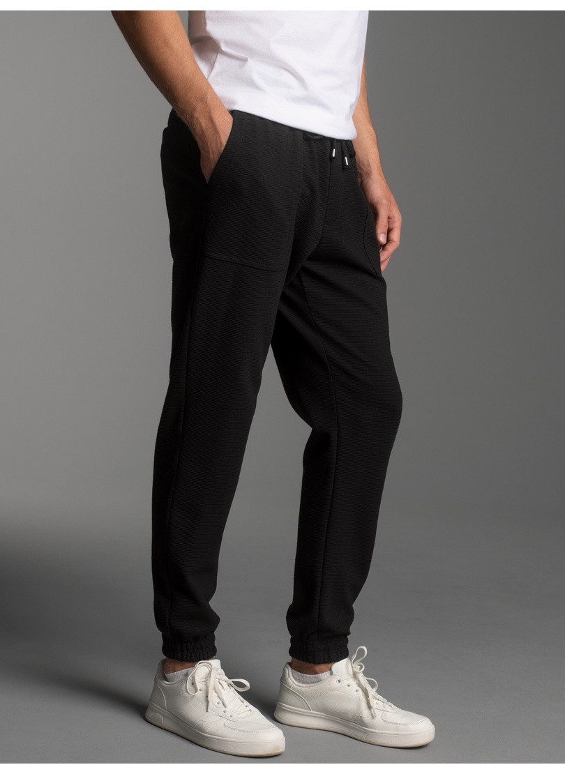 Trigema Jerseyhose TRIGEMA Jogginghose mit aufgesetzten Taschen (1-tlg)