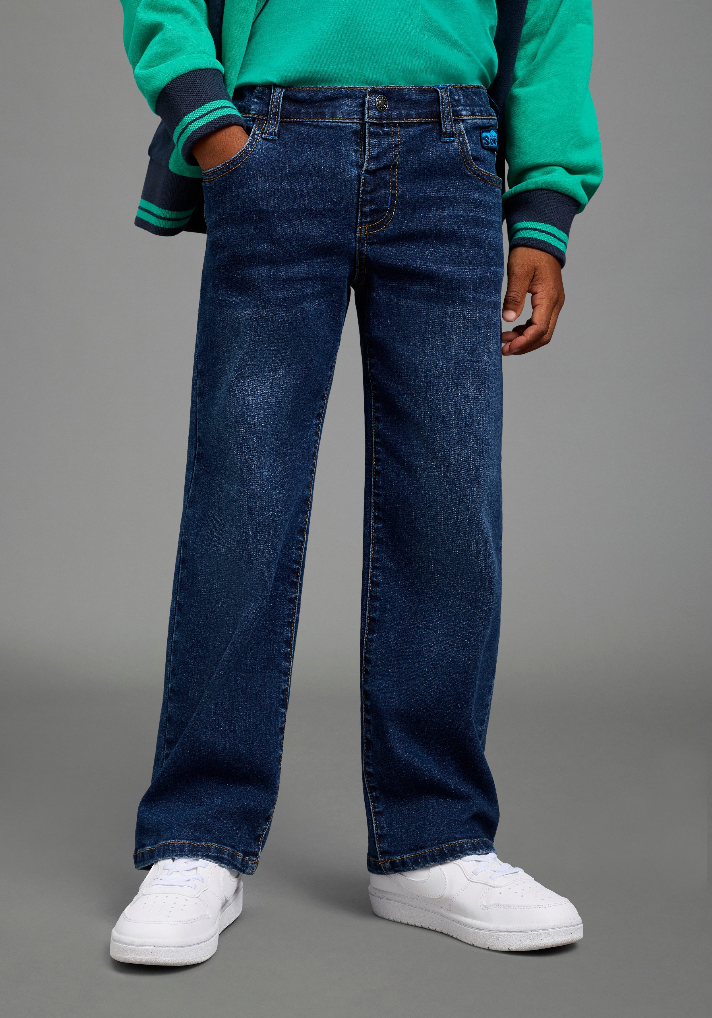 Scout Straight-Jeans Gerade Schlupf-Stretchjeans - NEU von SCOUT Stretch-Jeans, straight fit, mit mehreren Taschen inklusive Coinpocket