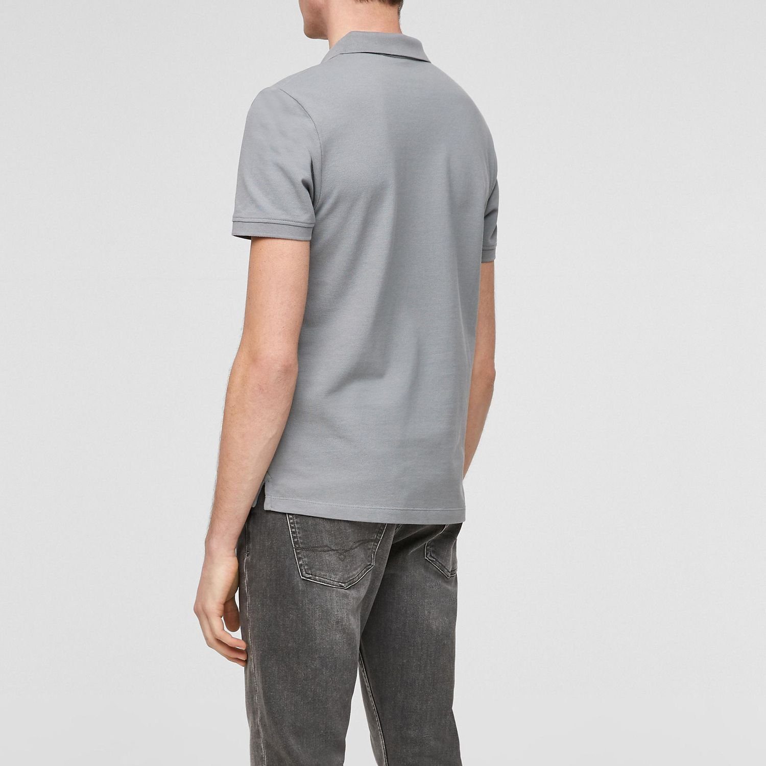 s.Oliver Poloshirt (2-tlg) 2 Knöpfe, Logo-Stickerei, klassisch, sportive Piqué-Struktur, 2er Pack