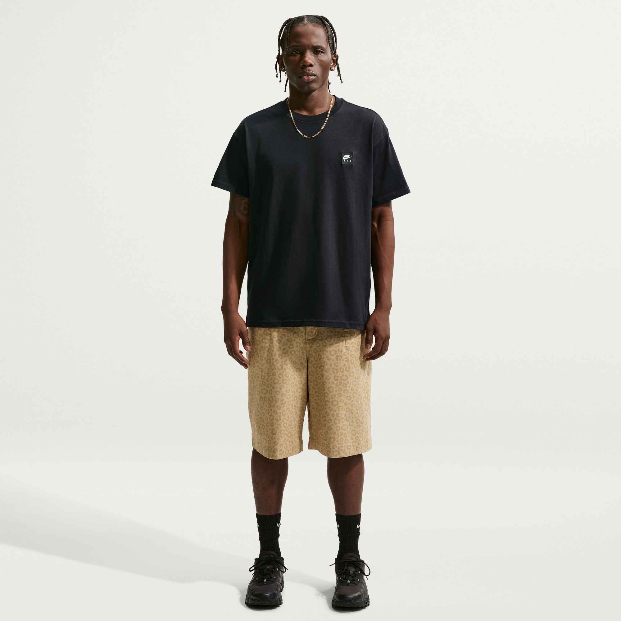 Nike Sportswear T-Shirt U NSW TEE LSE AIR BOX sportlicher Look, Kurzarm, Rundhalsausschnitt, ohne Verschluss