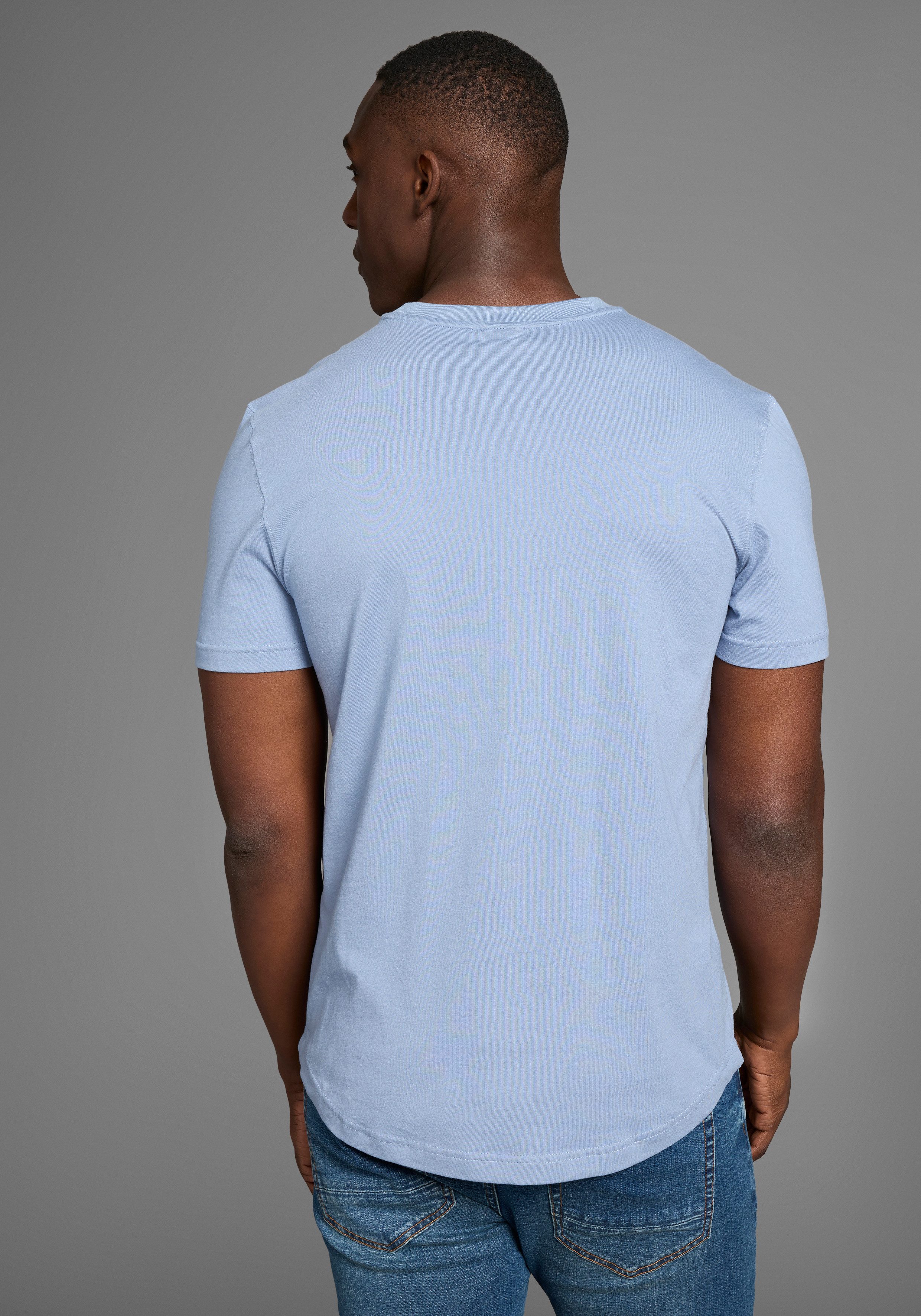 Bruno Banani Longshirt mit abgerundetem Saum günstig online kaufen