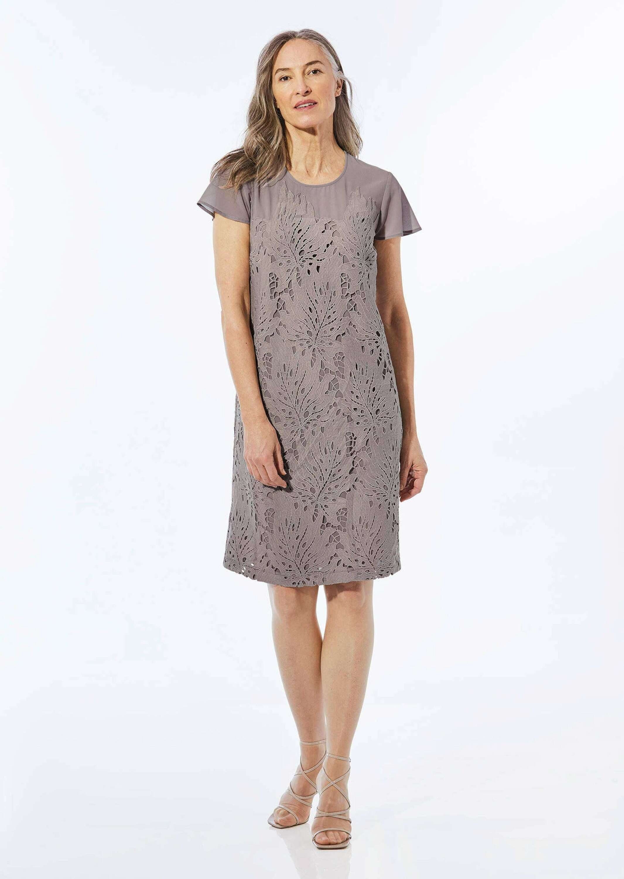 GOLDNER Abendkleid Kurzgröße: Kleid aus sommerlicher günstig online kaufen