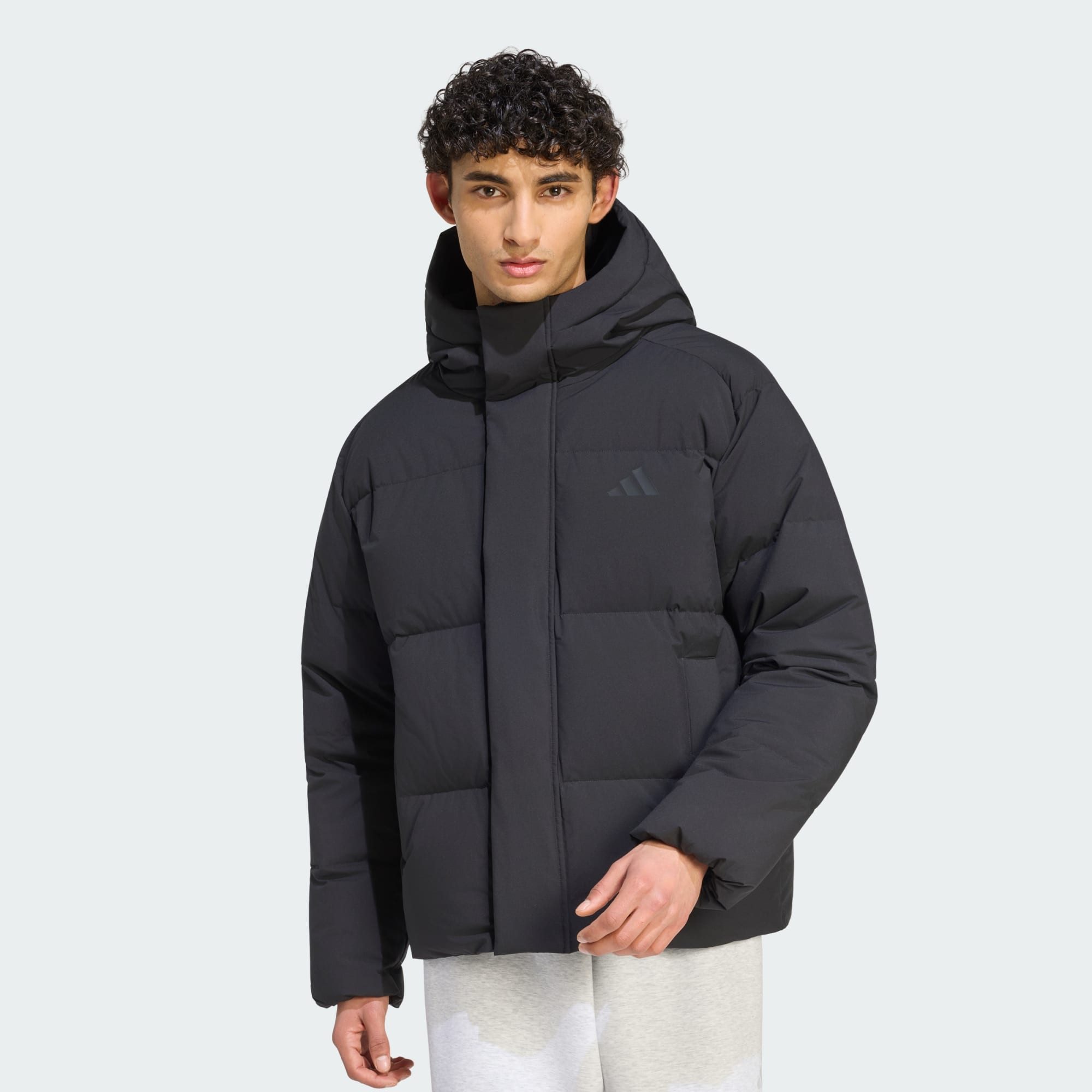 adidas Sportswear Jeansjacke HELIONIC PUFFER JACKE KAPUZE (1-St)