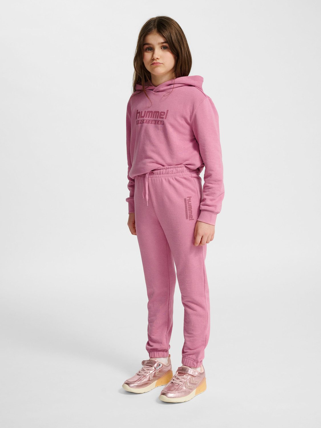 hummel Jogginghose HMlJR BASE REGULAR PANTS sportlicher Stil, für Sportmode und Streetwear geeignet – Bild 5 von 5