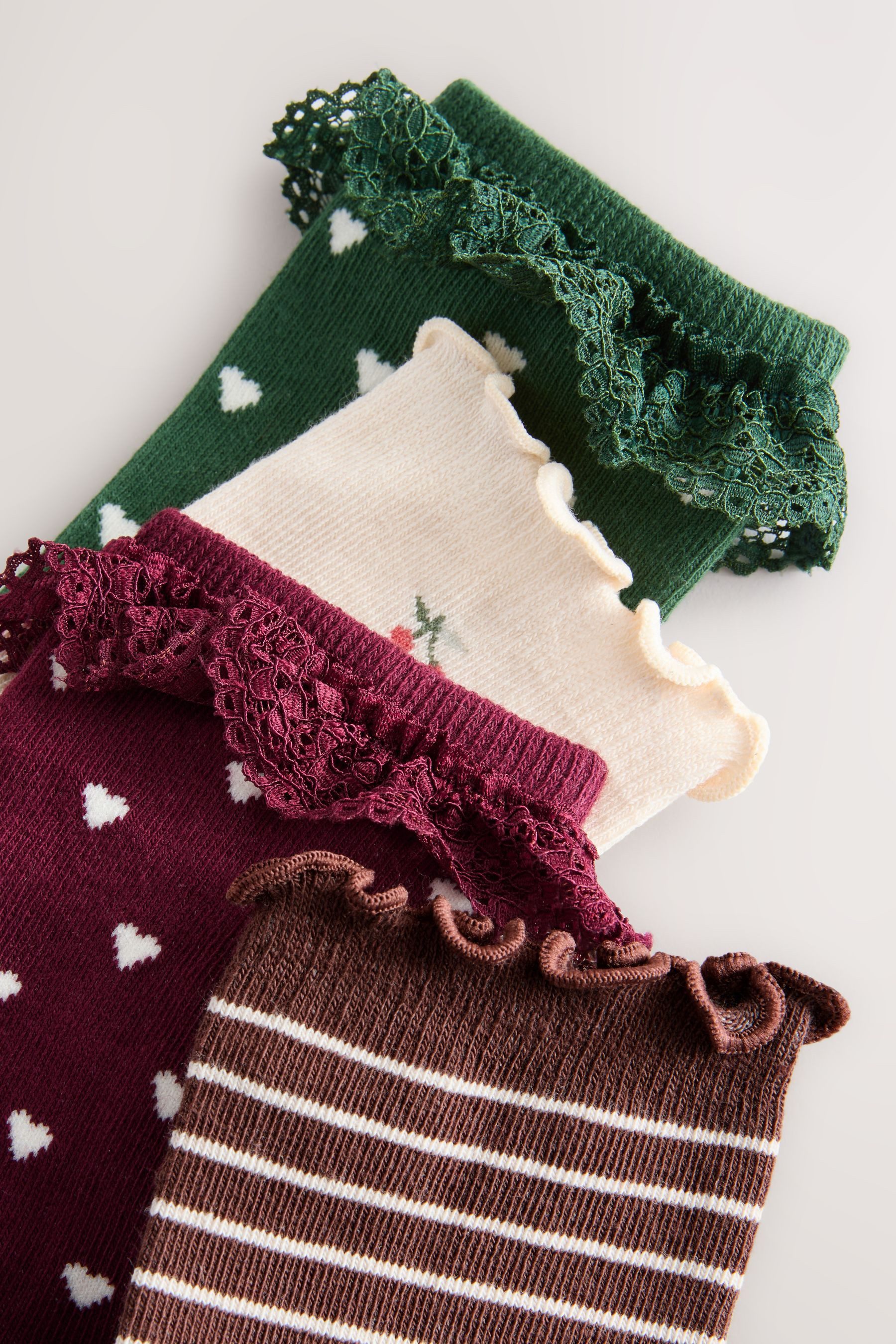 Next Kurzsocken Socken mit hohem Baumwollanteil im 4er-Pack (4-Paar)