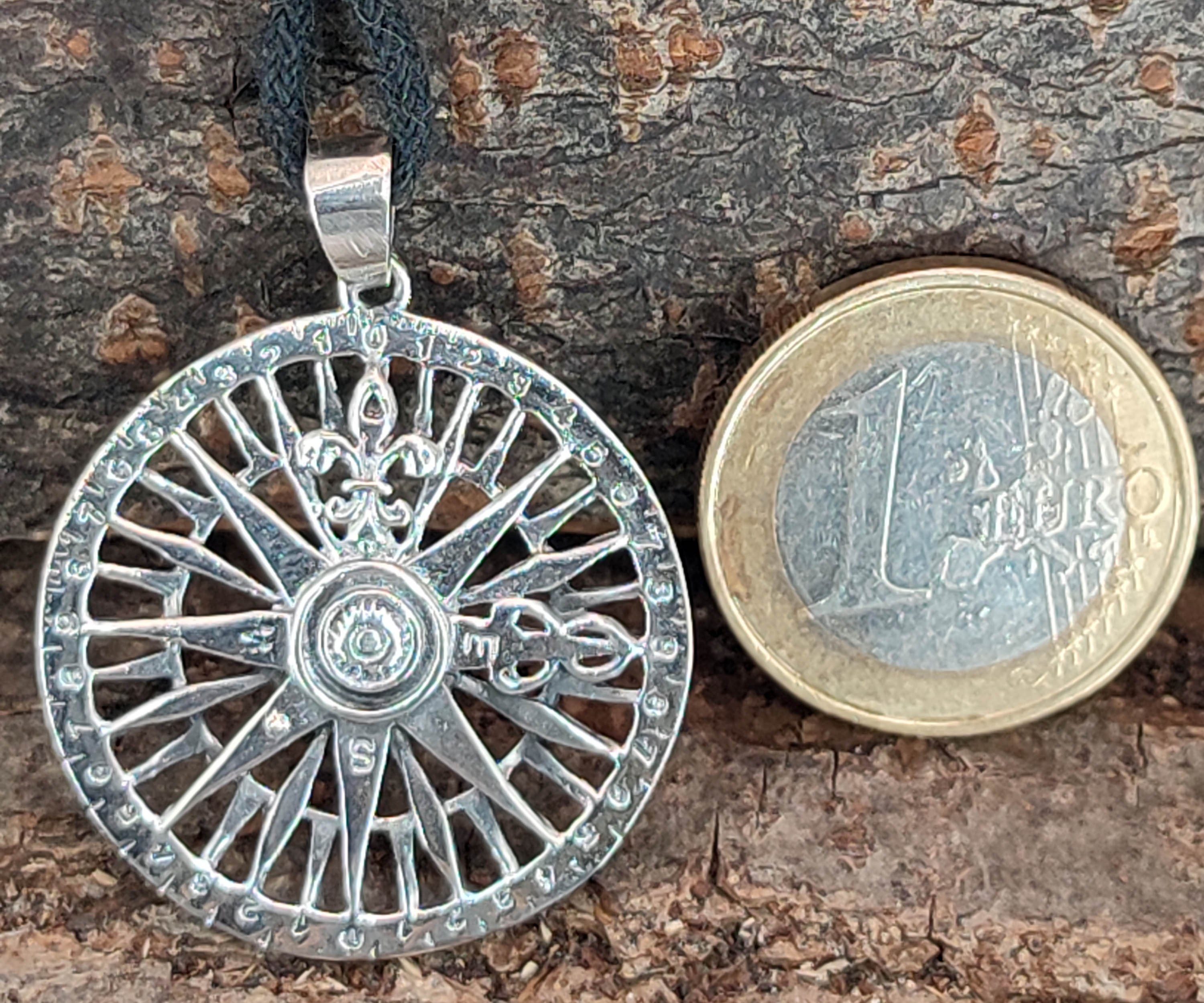 Leather Sterling Silber Windrose Kompass Fleur-de-Lys Anhänger Kettenanhänger of 925 Kiss