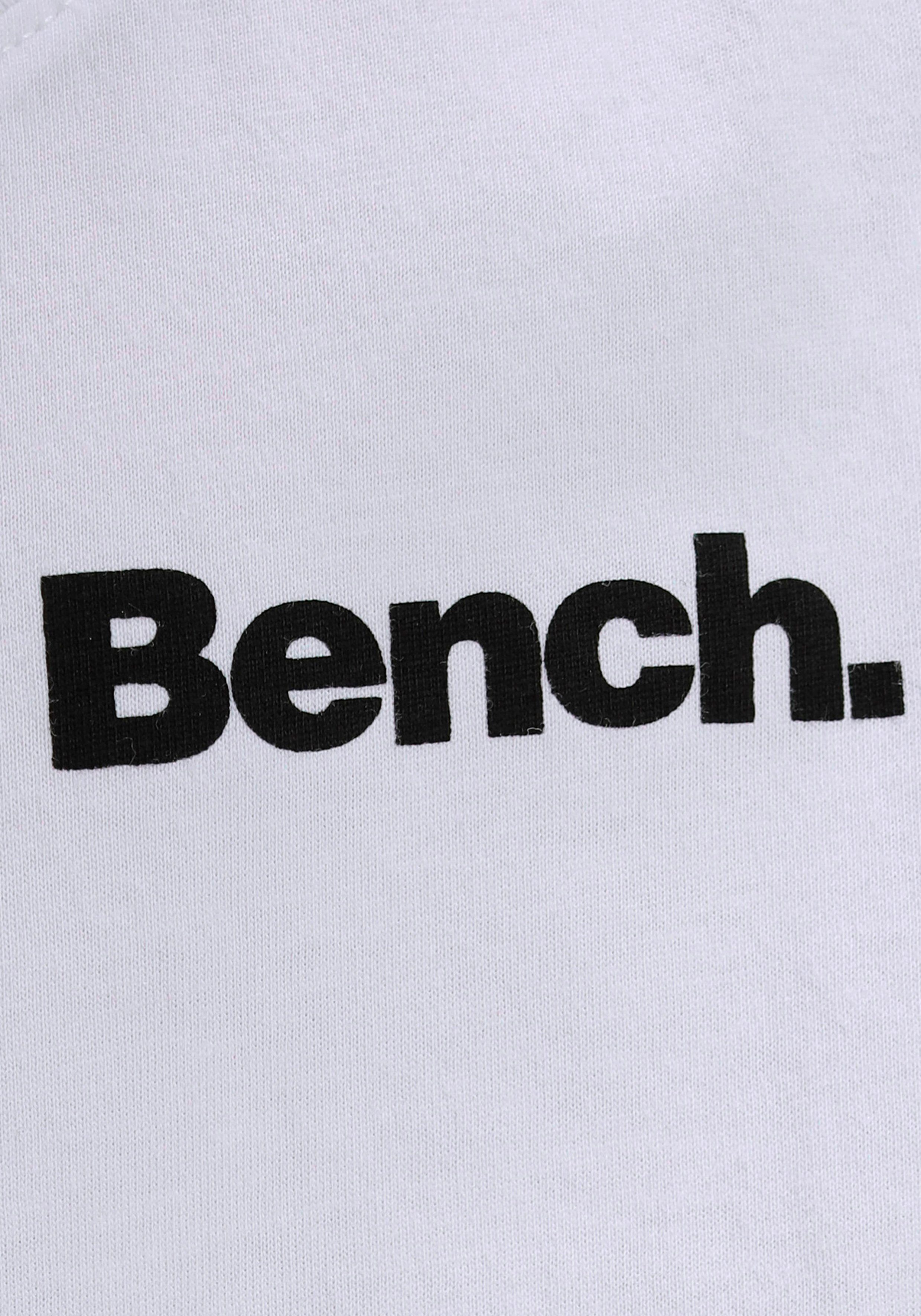 Fotodruck mit T-Shirt Bench.