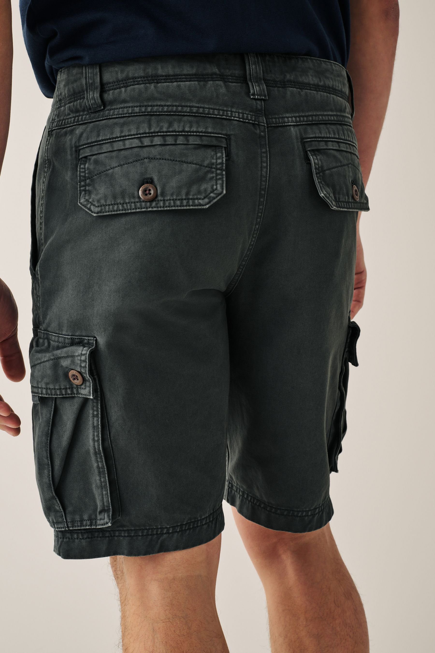 Next Cargo-Shorts Cargoshorts Waschung Grey Charcoal Hochwertige (1-tlg) mit