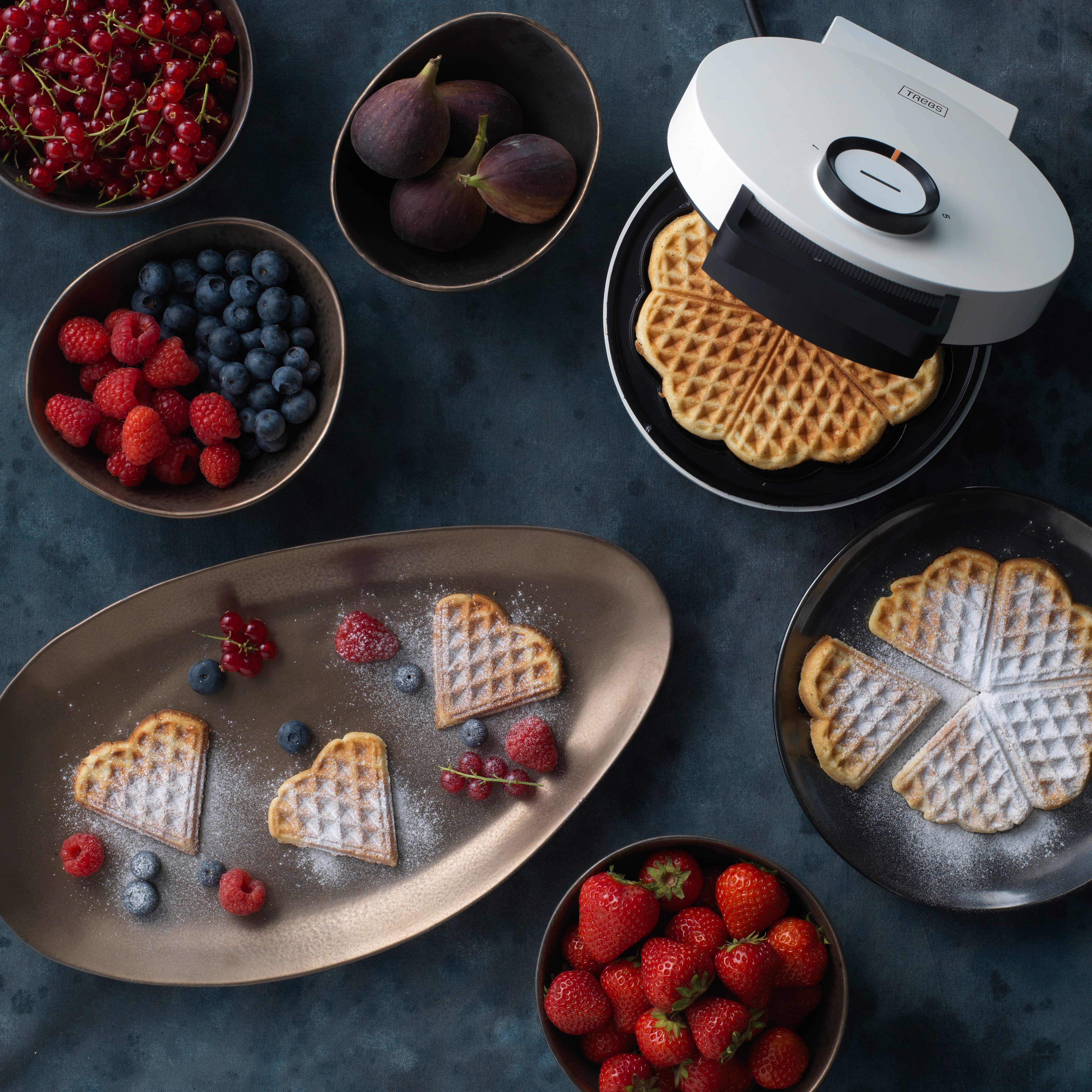 TREBS Waffeleisen 13100, 1000 W, 5 Heizstufen, doppelte Antihaftbeschichtung, für einfache Waffeln