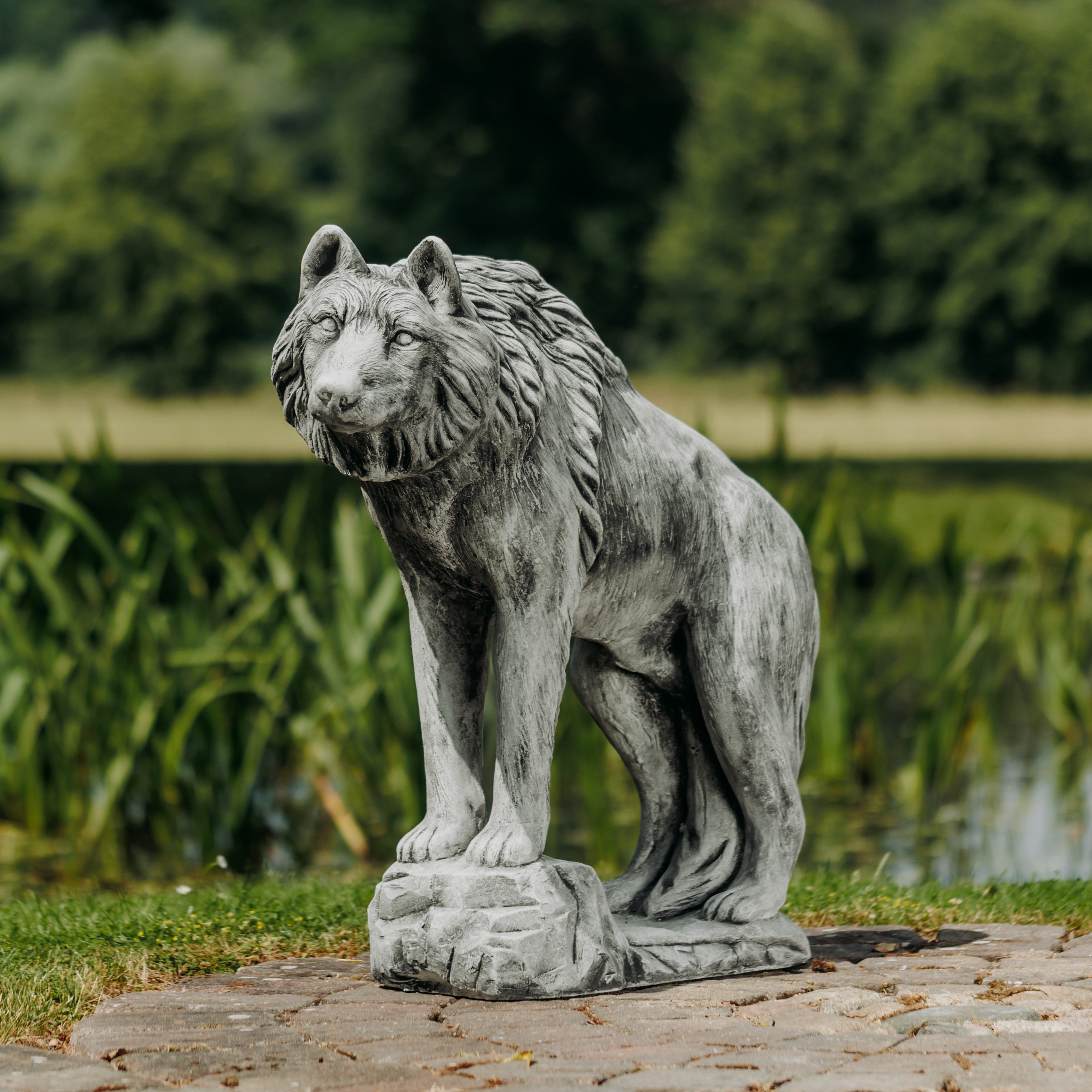gartendekoparadies.de Gartenfigur Imposante Wolf Statue, Steinfigur, H. 82 cm, 125 kg, Frostsicher
