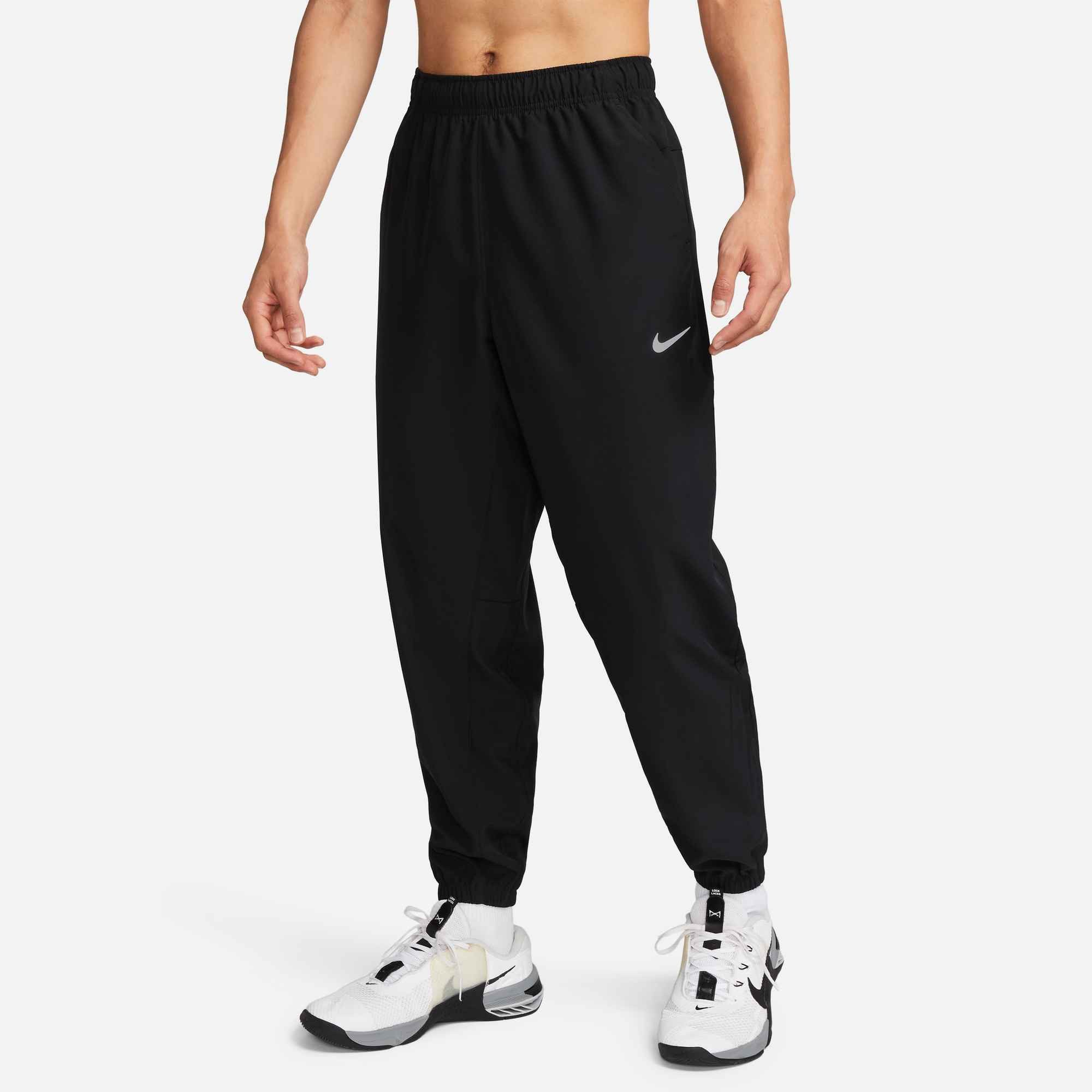 Nike Sporthose M NK DF FORM PANT TPR mit Seitentaschen, schweißableitend