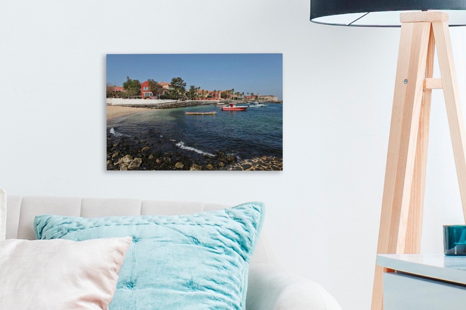 30x20 Wandbild OneMillionCanvasses® Küste Wanddeko, im St), Leinwandbild Die Insel Senegal, cm der Gorée (1 Aufhängefertig, Leinwandbilder,