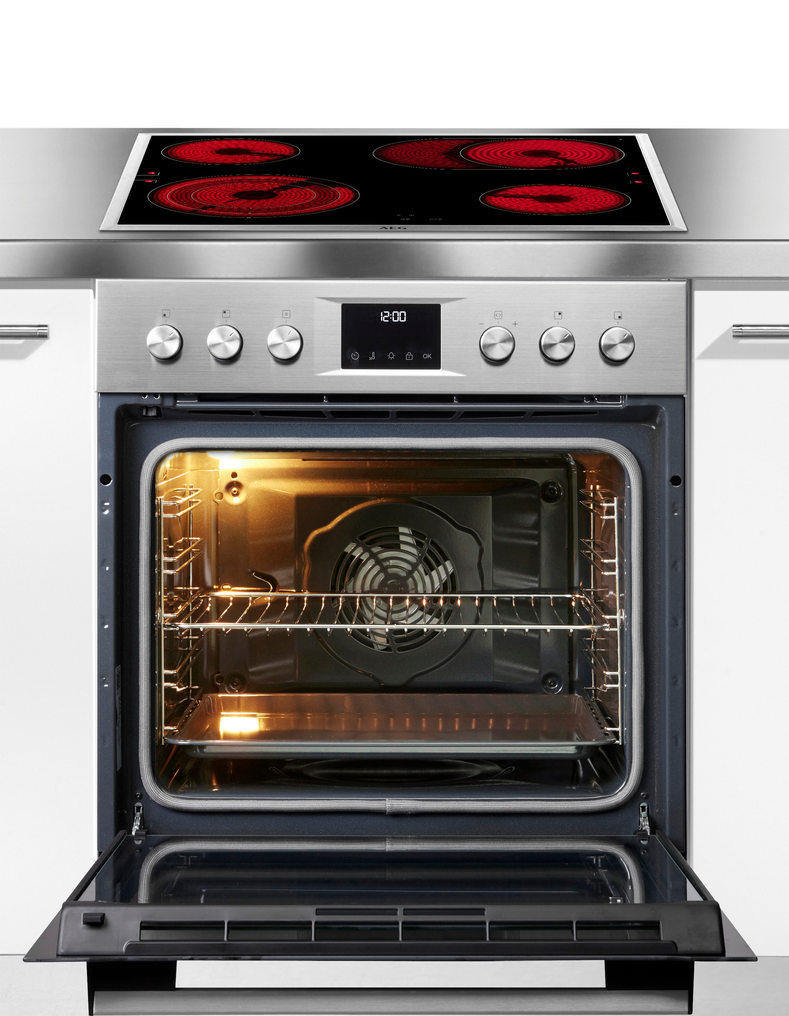 AEG Elektro-Herd-Set Serie 5000 HH25HSPM, Pyrolyse-Selbstreinigung, Heißluft: Gleichmäßiges Garen auf 3 Ebenen: ideal für Mehrblech‑Backen – Bild 4 von 5