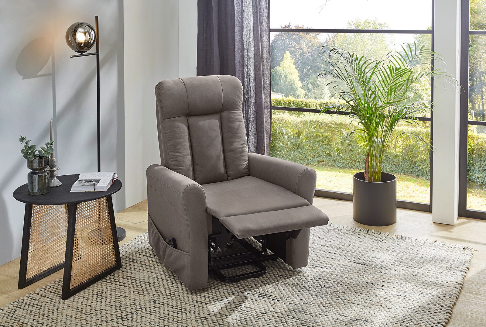Jockenhöfer Gruppe TV-Sessel Detroit, B: 83 cm, Sitzhöhe: 50 cm, elektr. Relaxfunktion & Aufstehhilfe, 2 Motoren – Bild 2 von 5