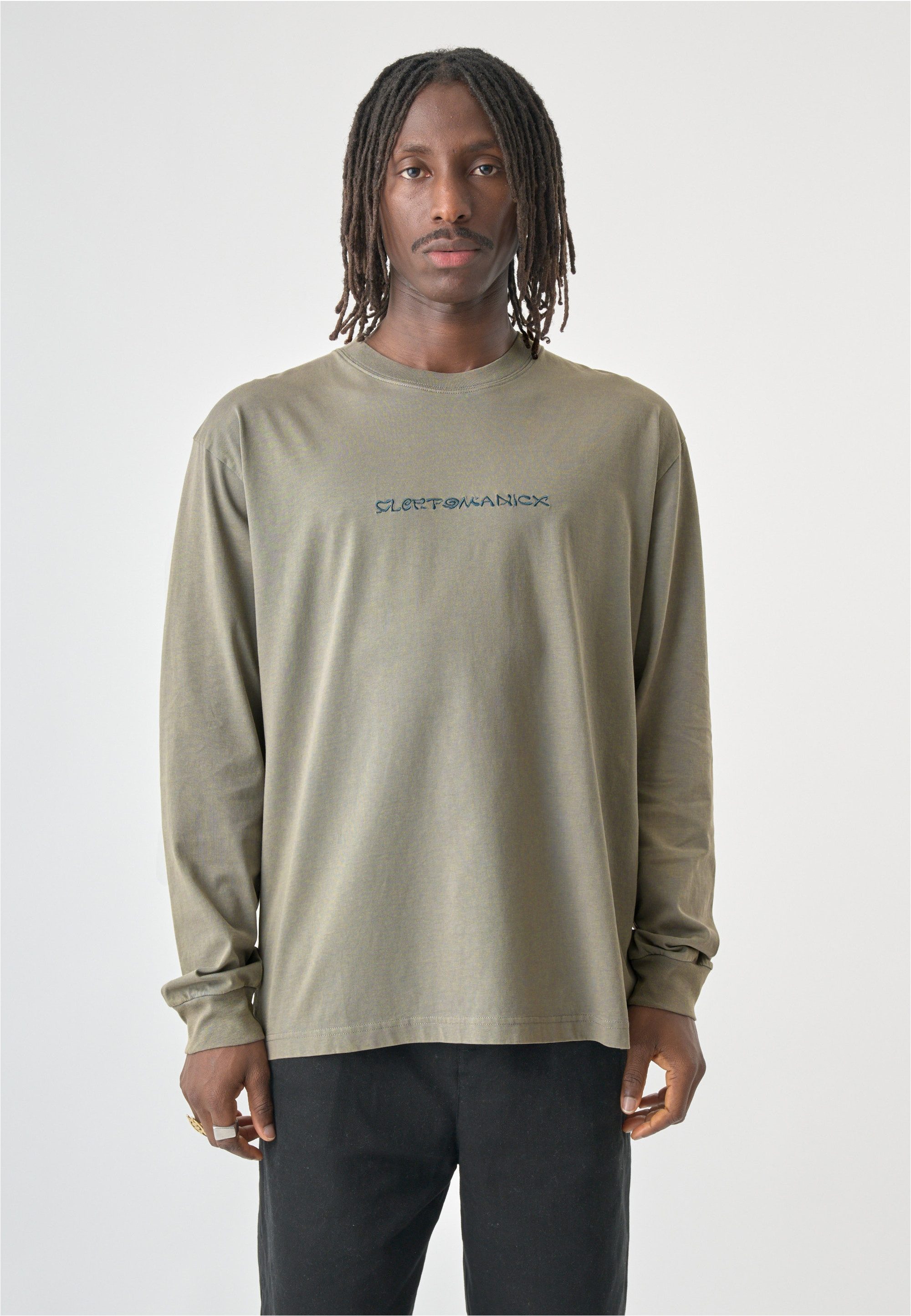 Cleptomanicx Langarmshirt Mysto Typo im schlichten Design