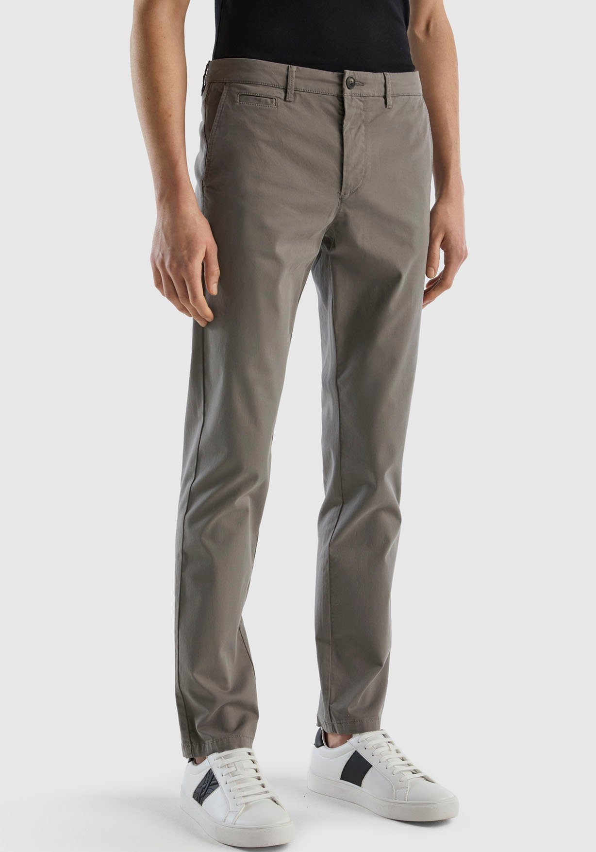 Chinohose of im United klassischen Colors grau Chino-Look Benetton