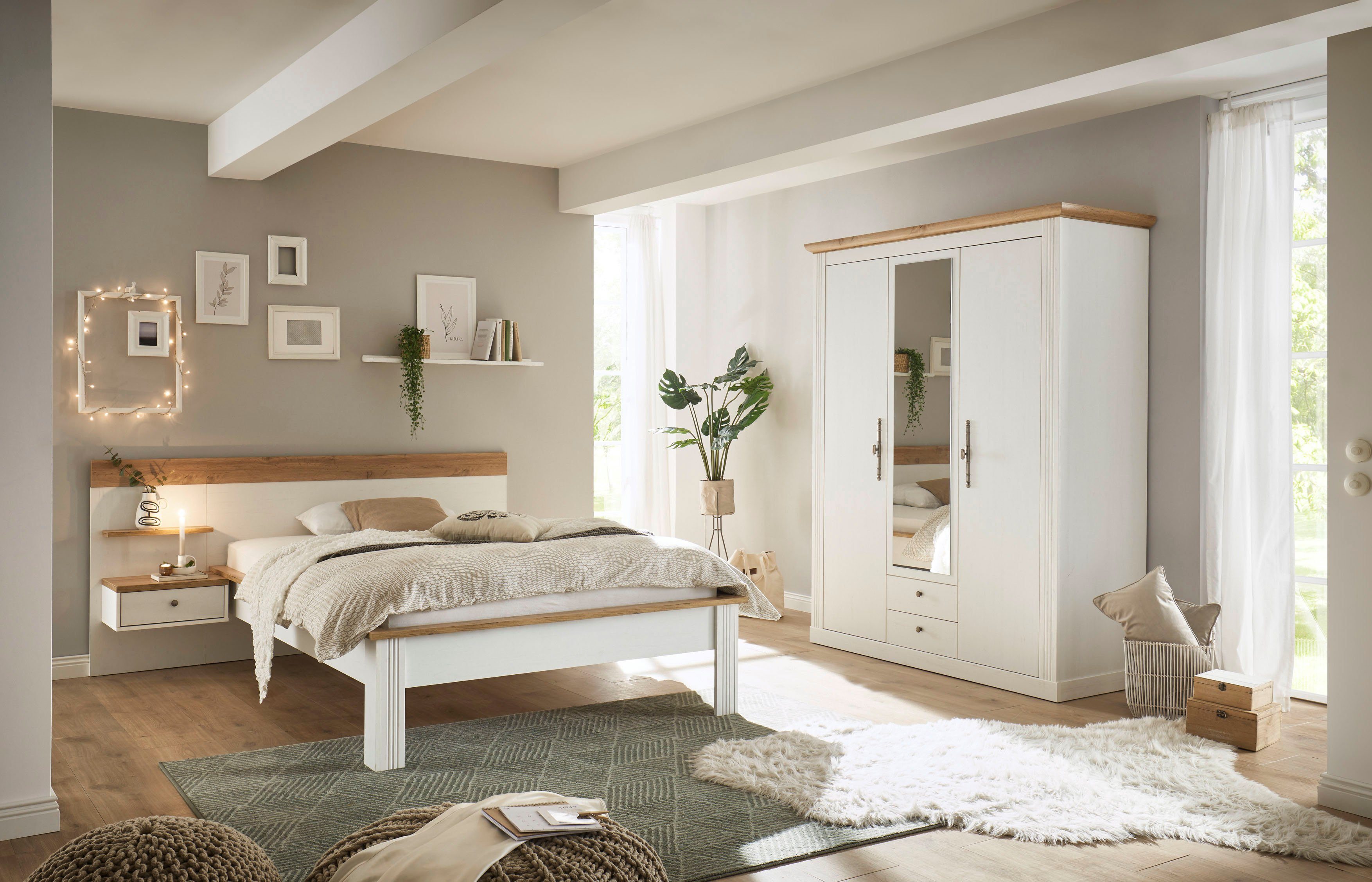 OTTO home Schlafzimmer-Set Westminster, beinhaltet 1 Bett, Kleiderschrank 3-türig und 1 Wandpaneel