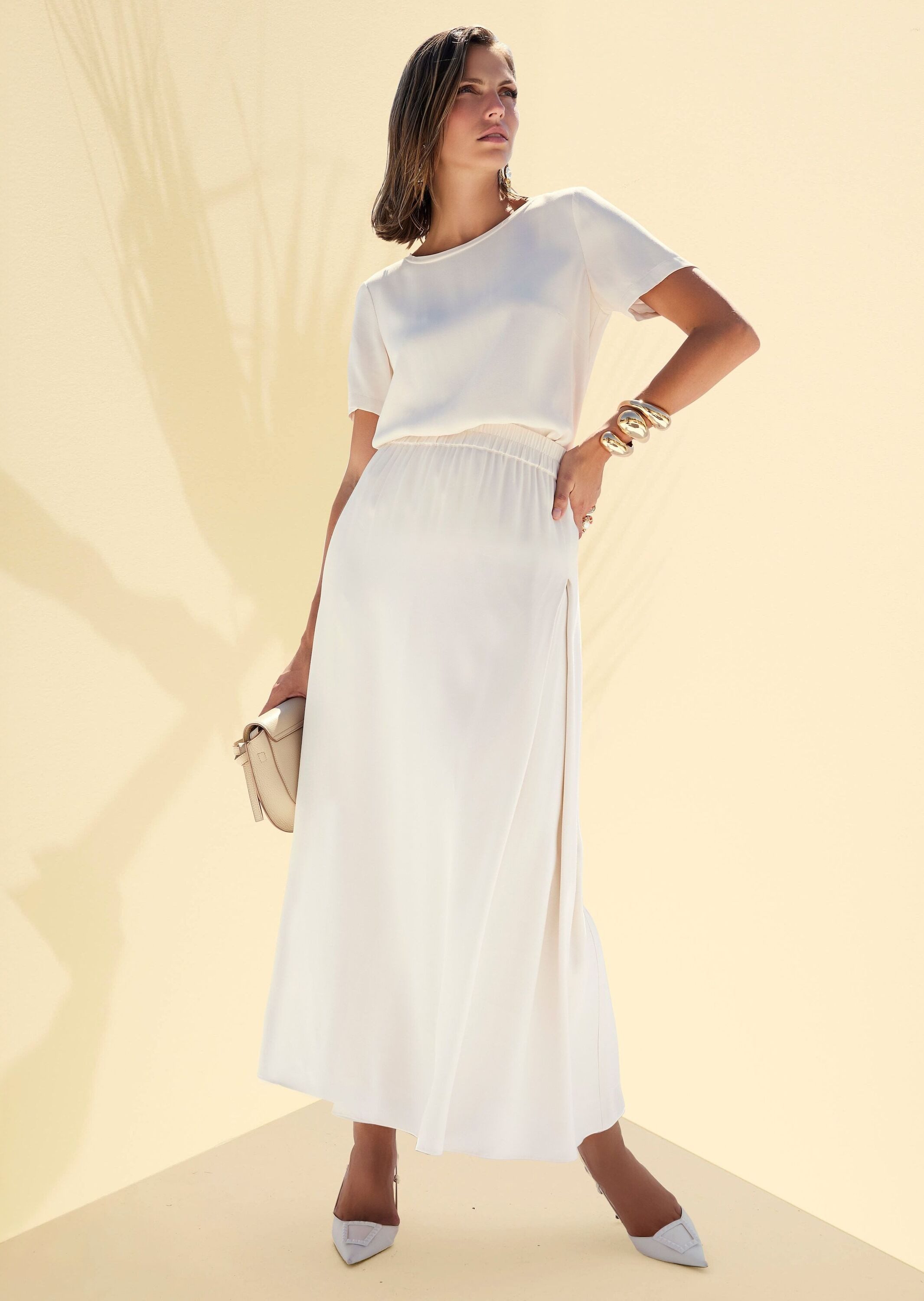 MADELEINE Maxirock Elastischer Maxi-Rock aus Viskose Unifarbenes Design, ohne Kragen, ohne sichtbaren Verschluss