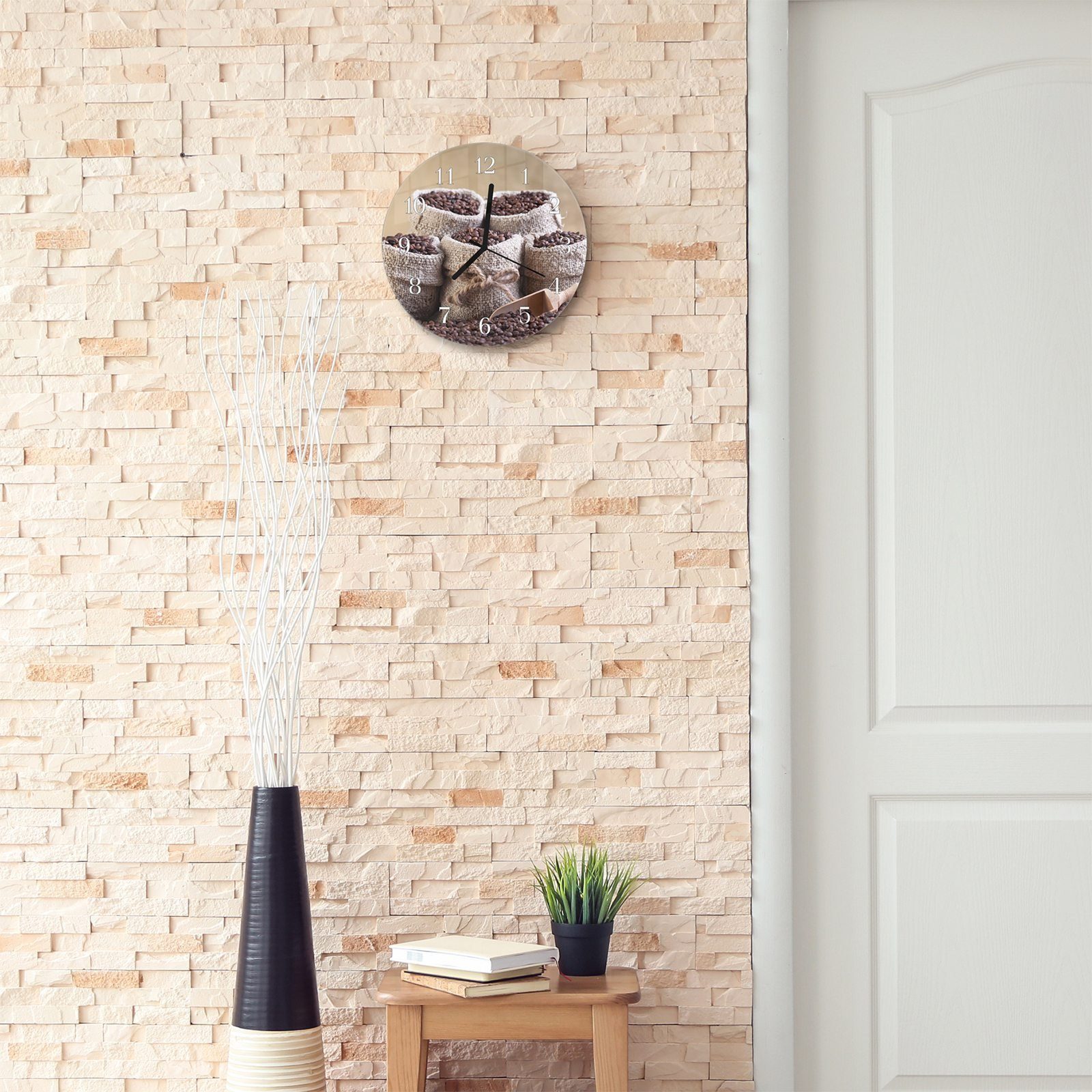Primedeco Wanduhr Wanduhr aus Kaffeebohnen Leinensäcken 30 cm und mit mit - Glas Durchmesser Motiv Rund Quarzuhrwerk in
