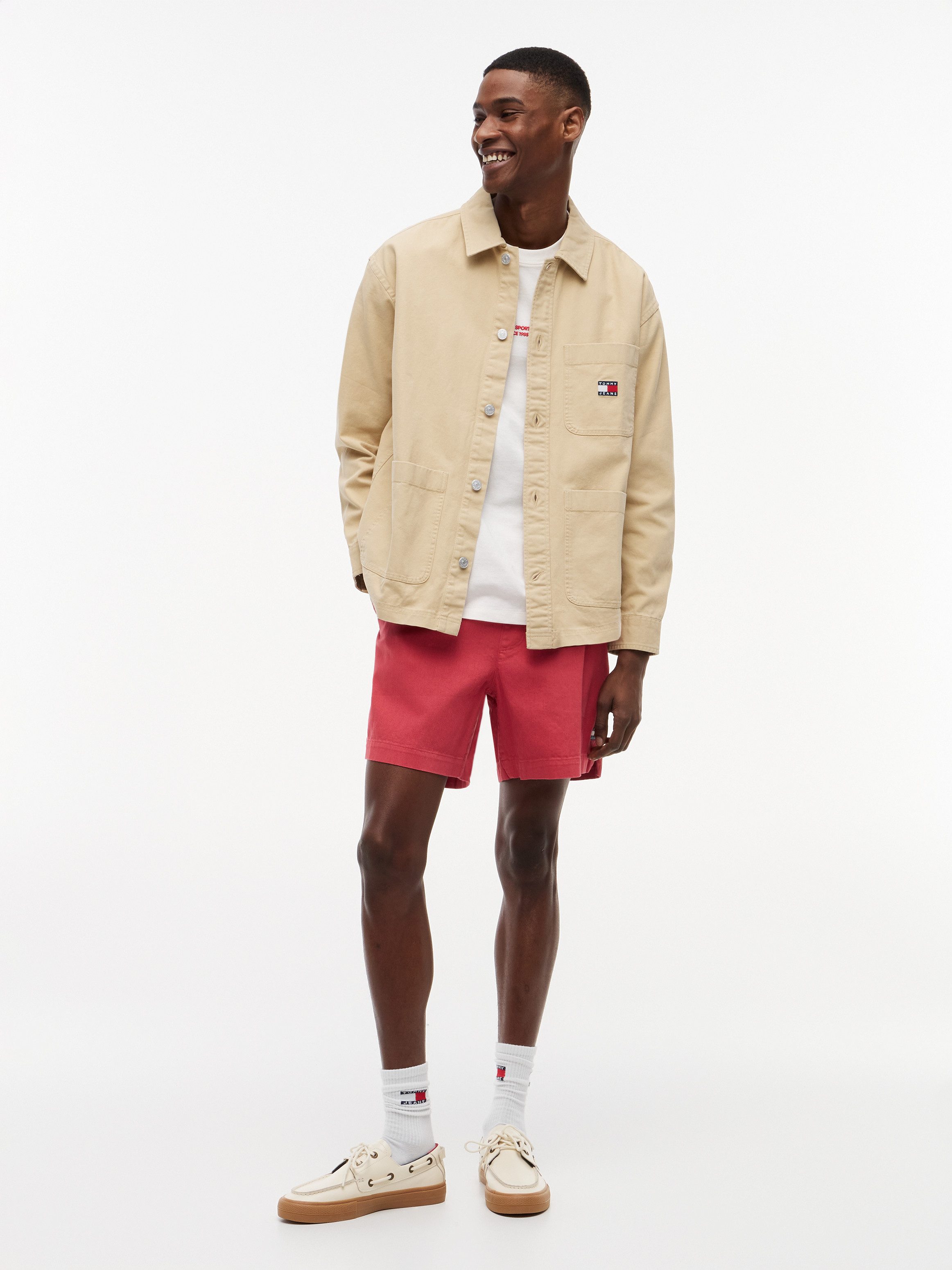 Tommy Jeans Hemdjacke TJM ESSENTIAL OVERSHIRT leicht überschnittene Schultern, halbgespreizter Kragen – Bild 5 von 5