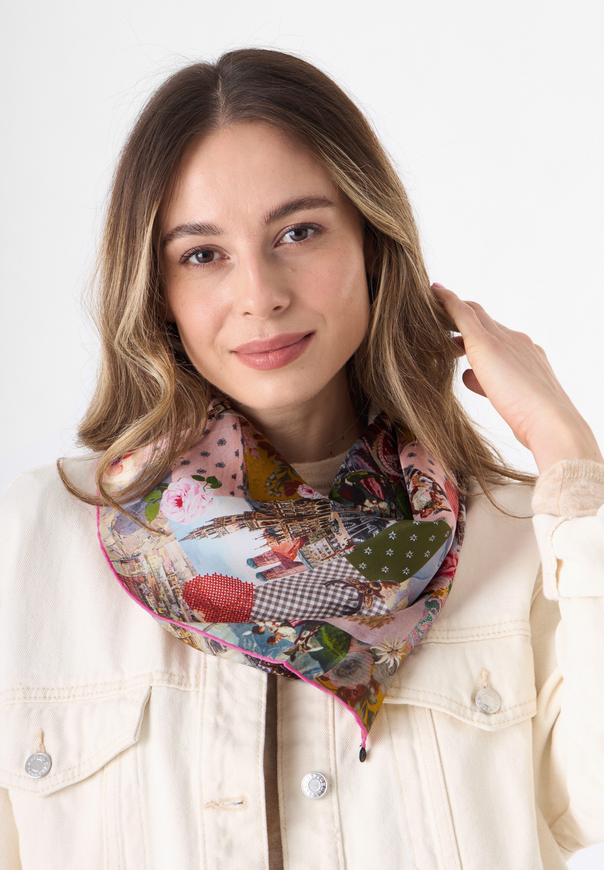 Codello Halstuch, mit typisch bayrischen Oktoberfest-Motiven günstig online kaufen