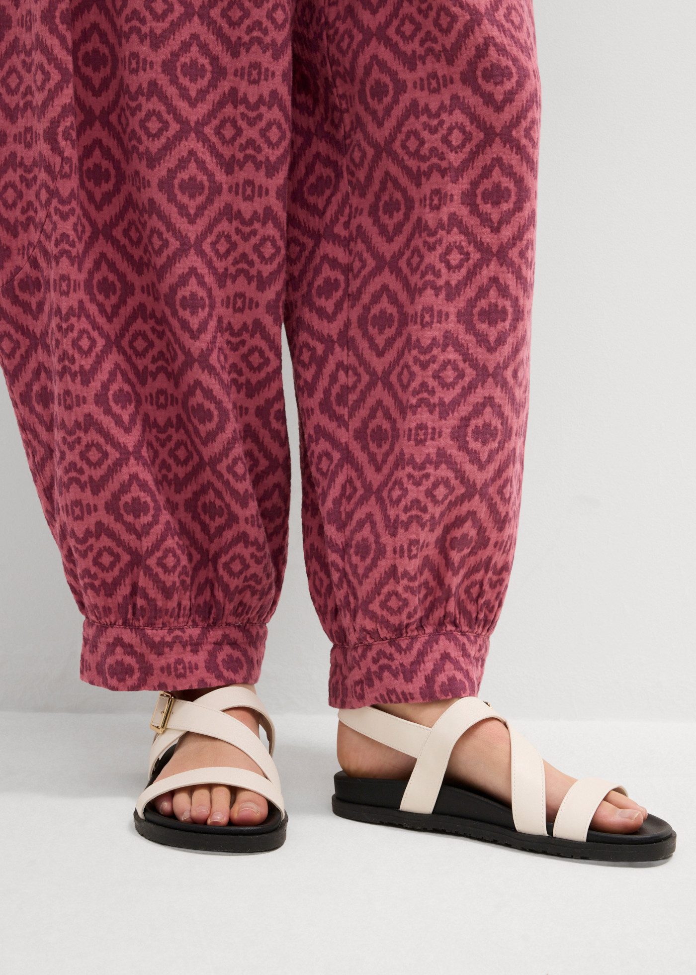 bonprix Pumphose Loose Fit, weites Bein, aus reiner Baumwolle