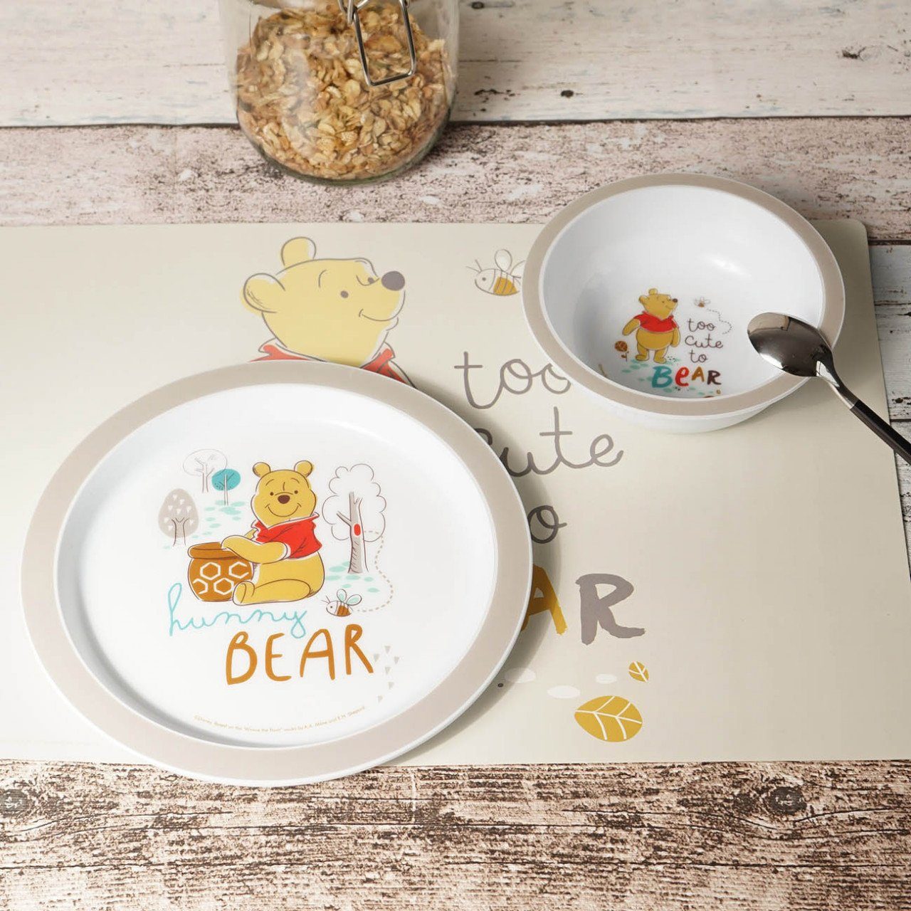 Geda Labels GmbH Platzset Winnie Pooh too Cute to Bear 1er, (1-St), Beige, günstig online kaufen