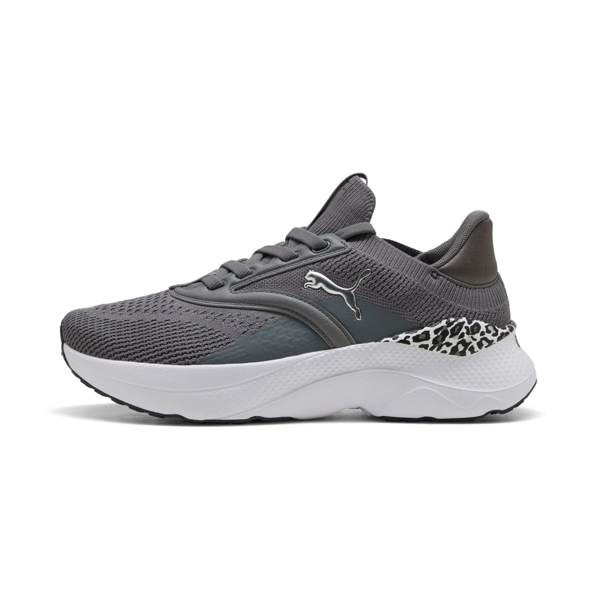 PUMA SOFTRIDE MAYVE ANIMAL WNS Fitnessschuh für sportliche Aktivitäten und Alltag, mit weicher SOFTFOAM+ Dämpfung