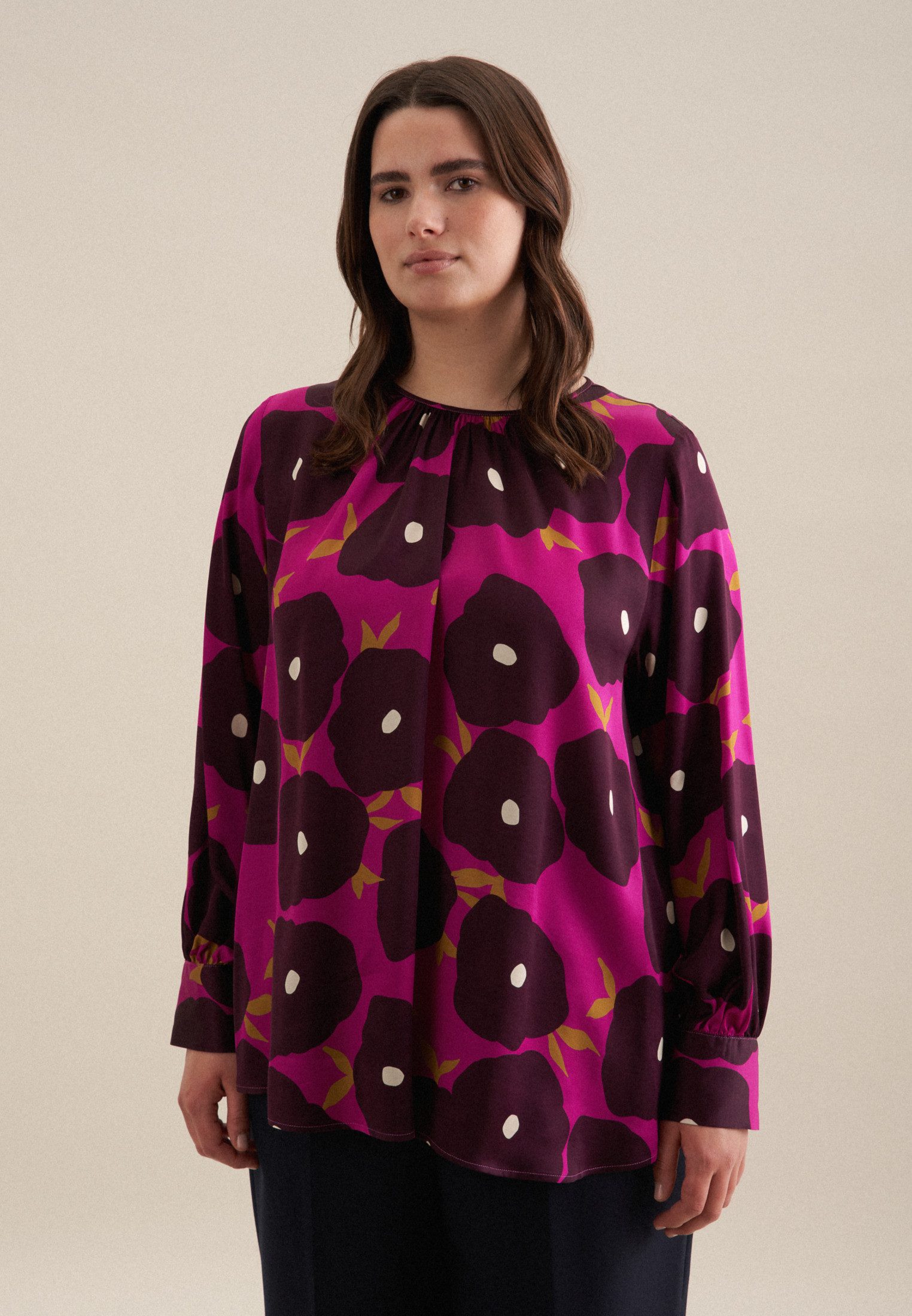 Shirtbluse Schwarze Rose