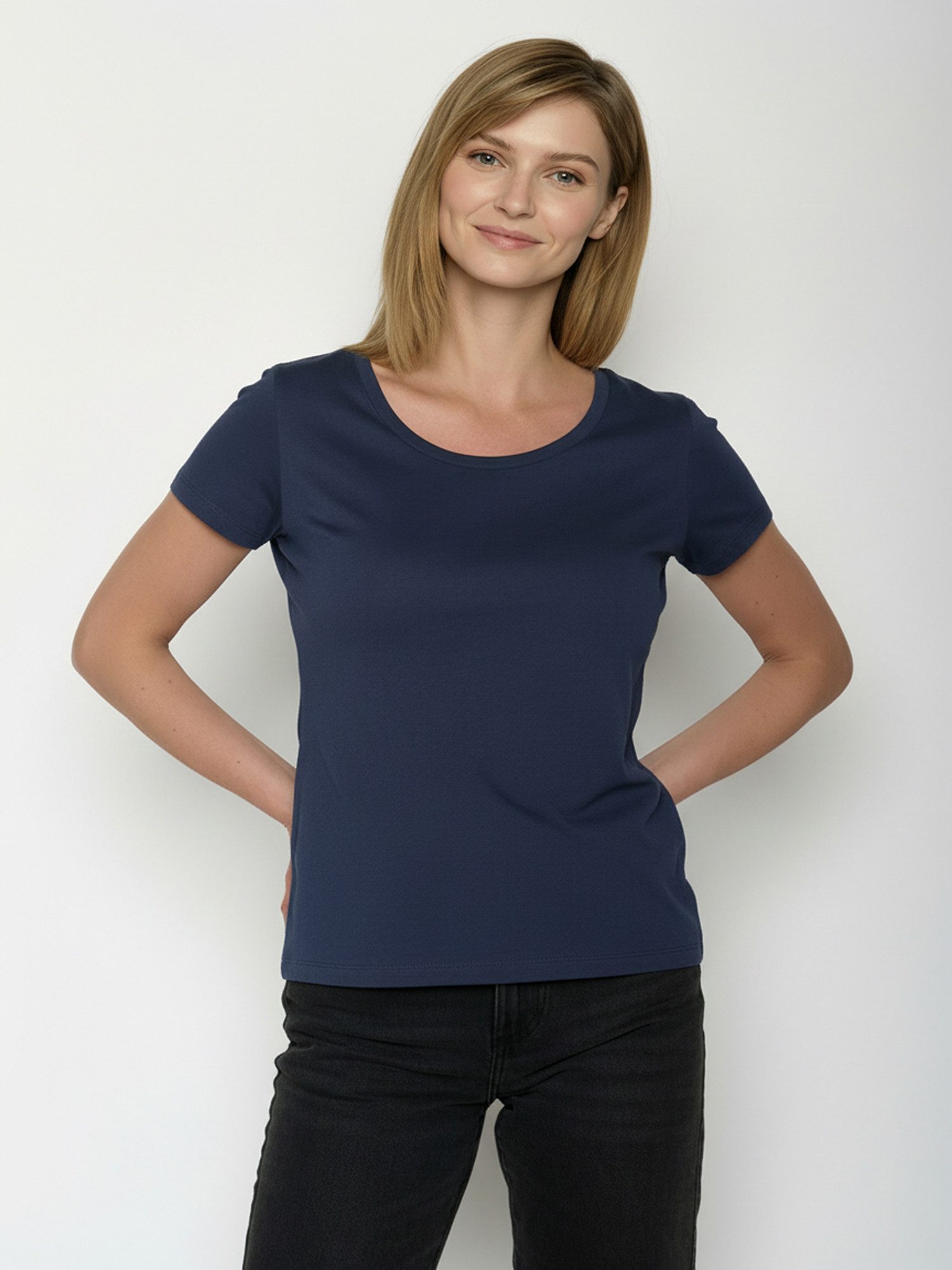 GreenBomb T-Shirt Loves Basic Motiv Basic (1-tlg., 1) figurbetont, leicht t günstig online kaufen