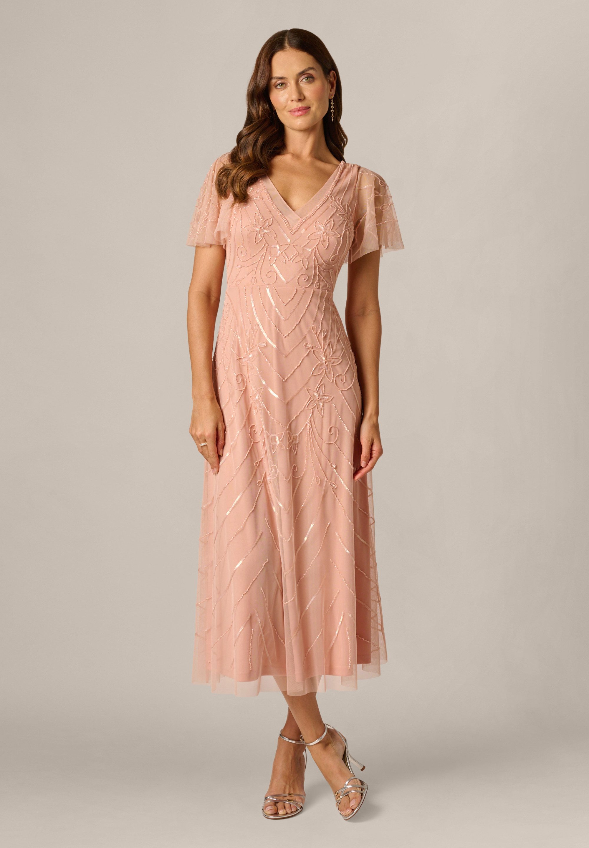 Adrianna Papell Abendkleid Bead Mesh Flutter Dress Fein detailliertes und mühelos romantisches Perlenkleid