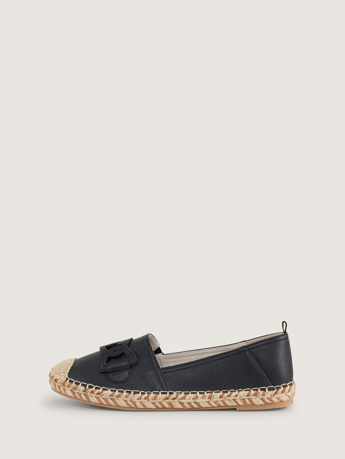 TOM TAILOR Shoes Licence Slipper (1-tlg) Flache Espadrilles mit Kontrastnähten