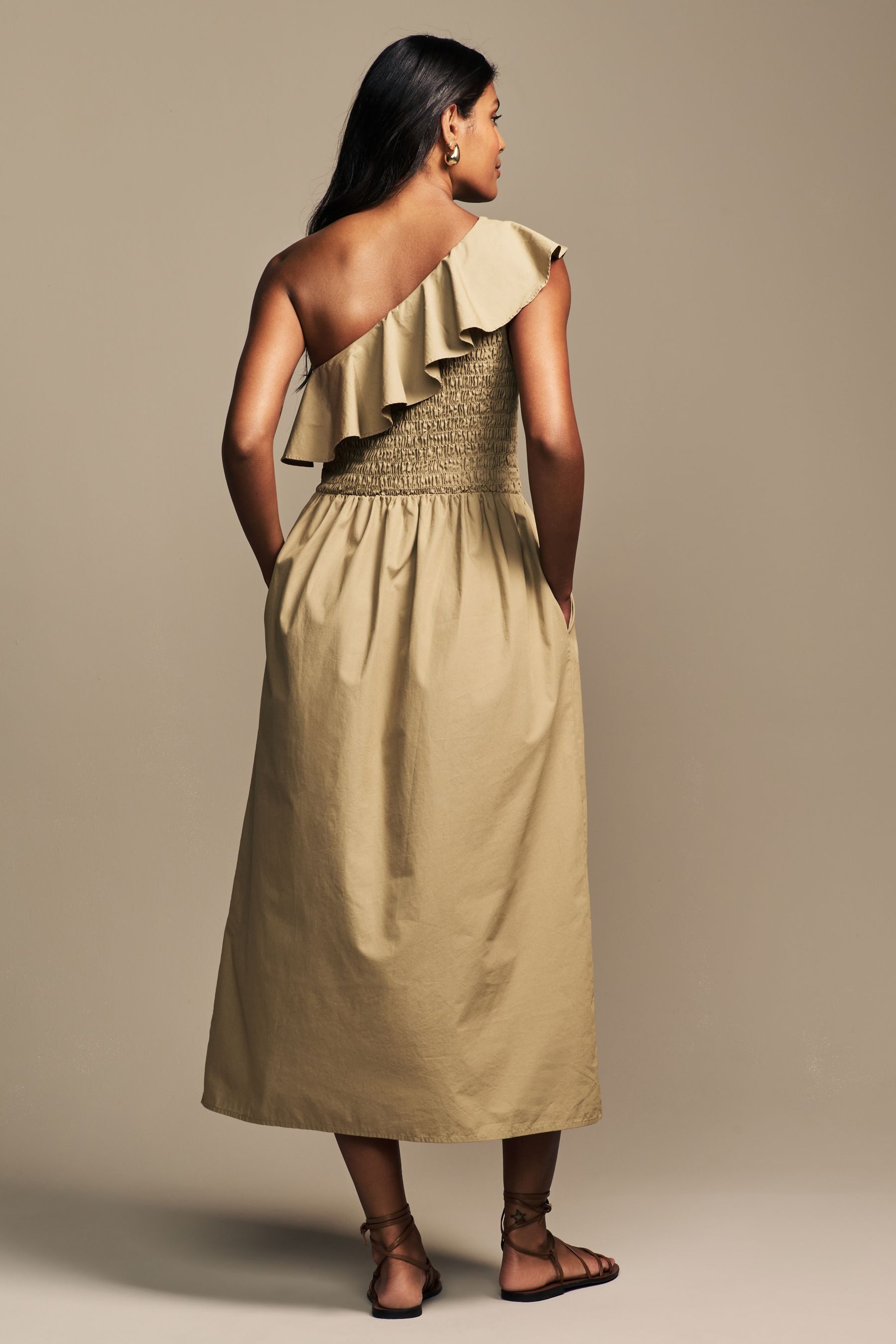 LAURA ASHLEY One-Shoulder-Kleid Laura Ashley Kleid mit einer Schulterrüsche günstig online kaufen