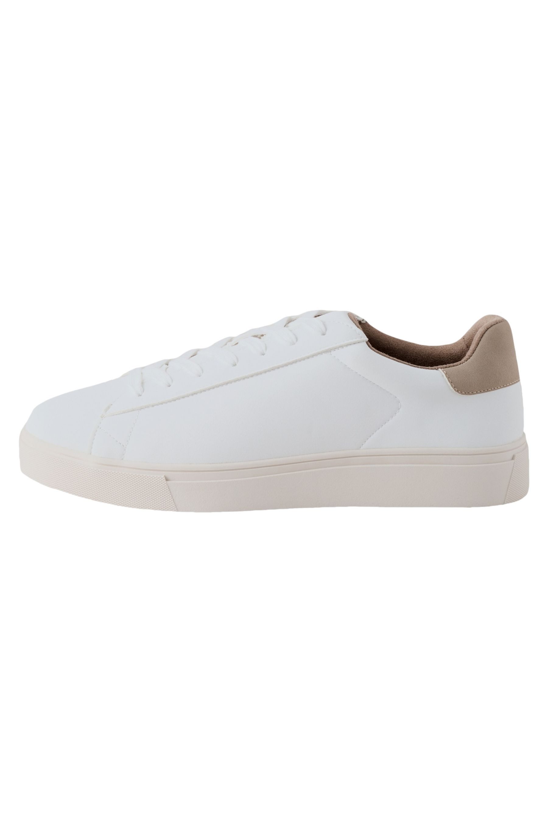 Next Lässig-elegante, längliche Sneaker, weite Passform Schnürschuh (1-tlg)