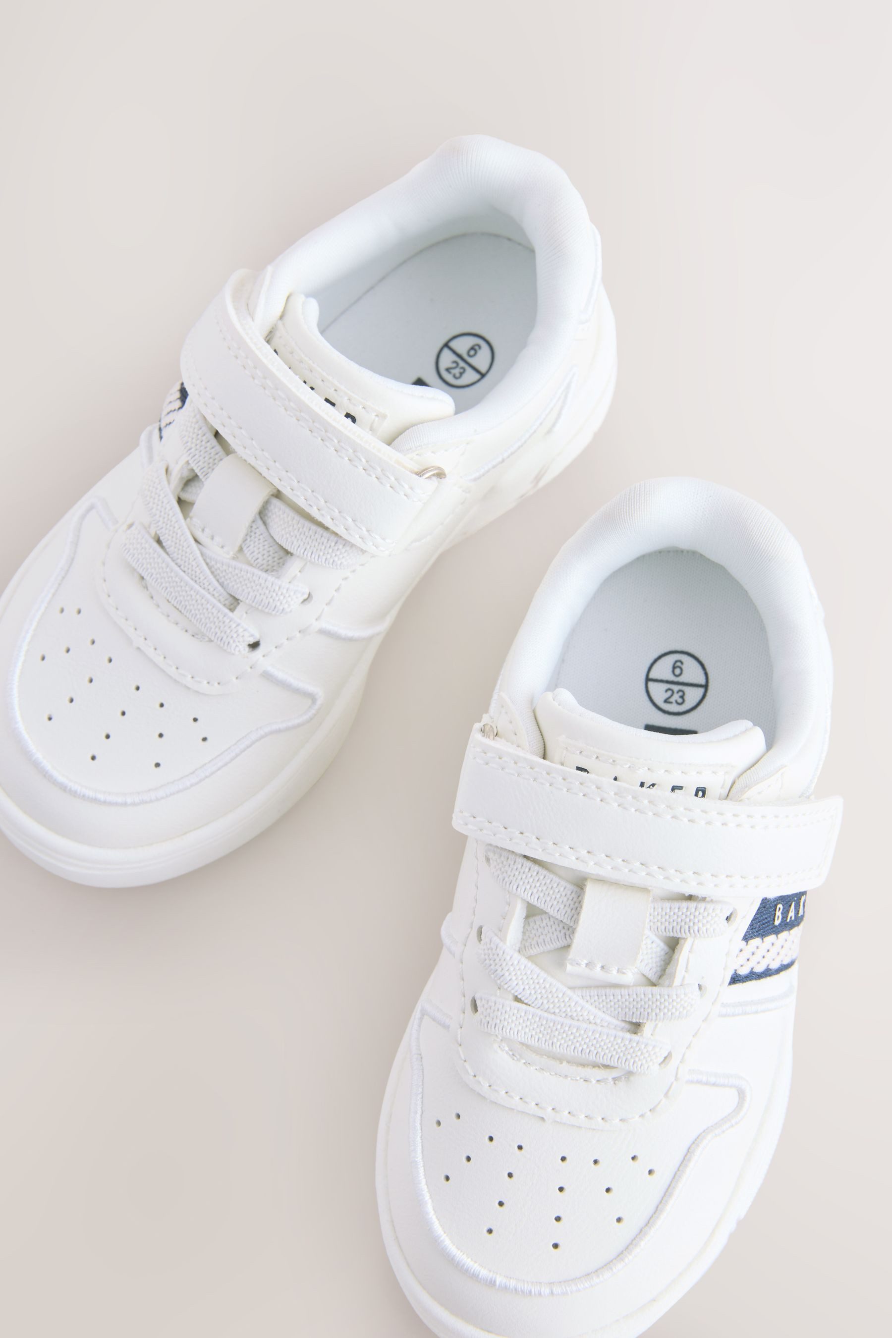 Baker by Ted Baker Baker by Ted Baker klobige Sneaker mit Logoband Sneaker (1-tlg)