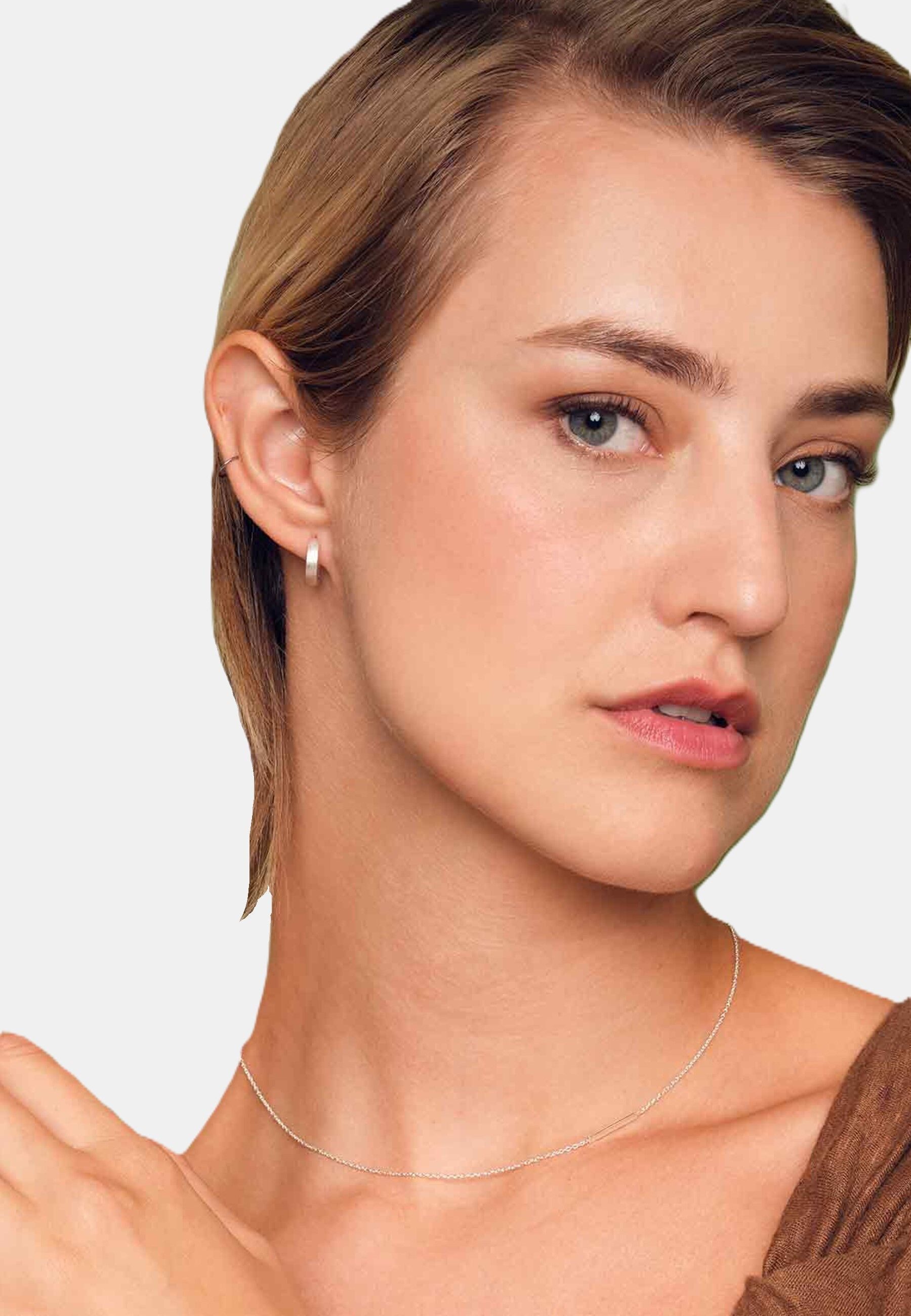 fejn jewelry Paar Creolen Satin Huggie, nachhaltiger Echtschmuck