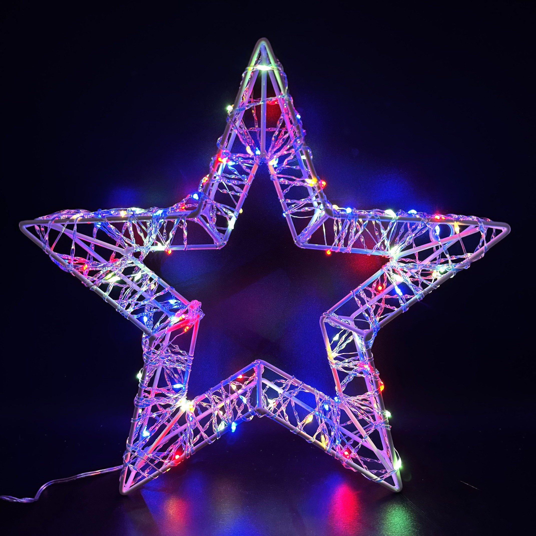 Online-Fuchs LED Dekolicht 2er Set LED Weihnachtssterne mit Folieneffekt - Outdoor geeignet, LED-Lichterkette mit Funkeleffekt möglich, warmweiß beleuchtet, Leuchtsterne mit 6-Stunden Timer - Weihnachtsdeko